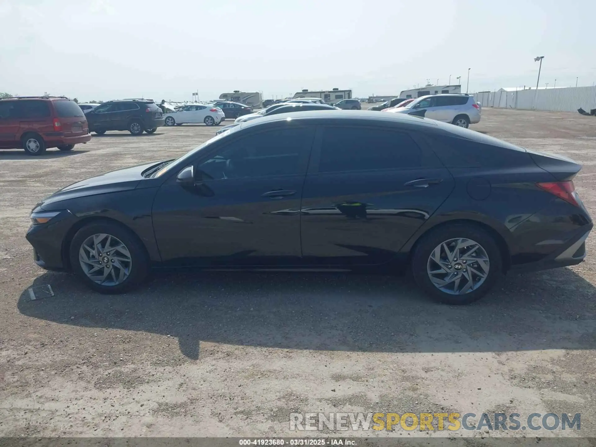 14 Photograph of a damaged car KMHLM4DG5RU786914 HYUNDAI ELANTRA 2024