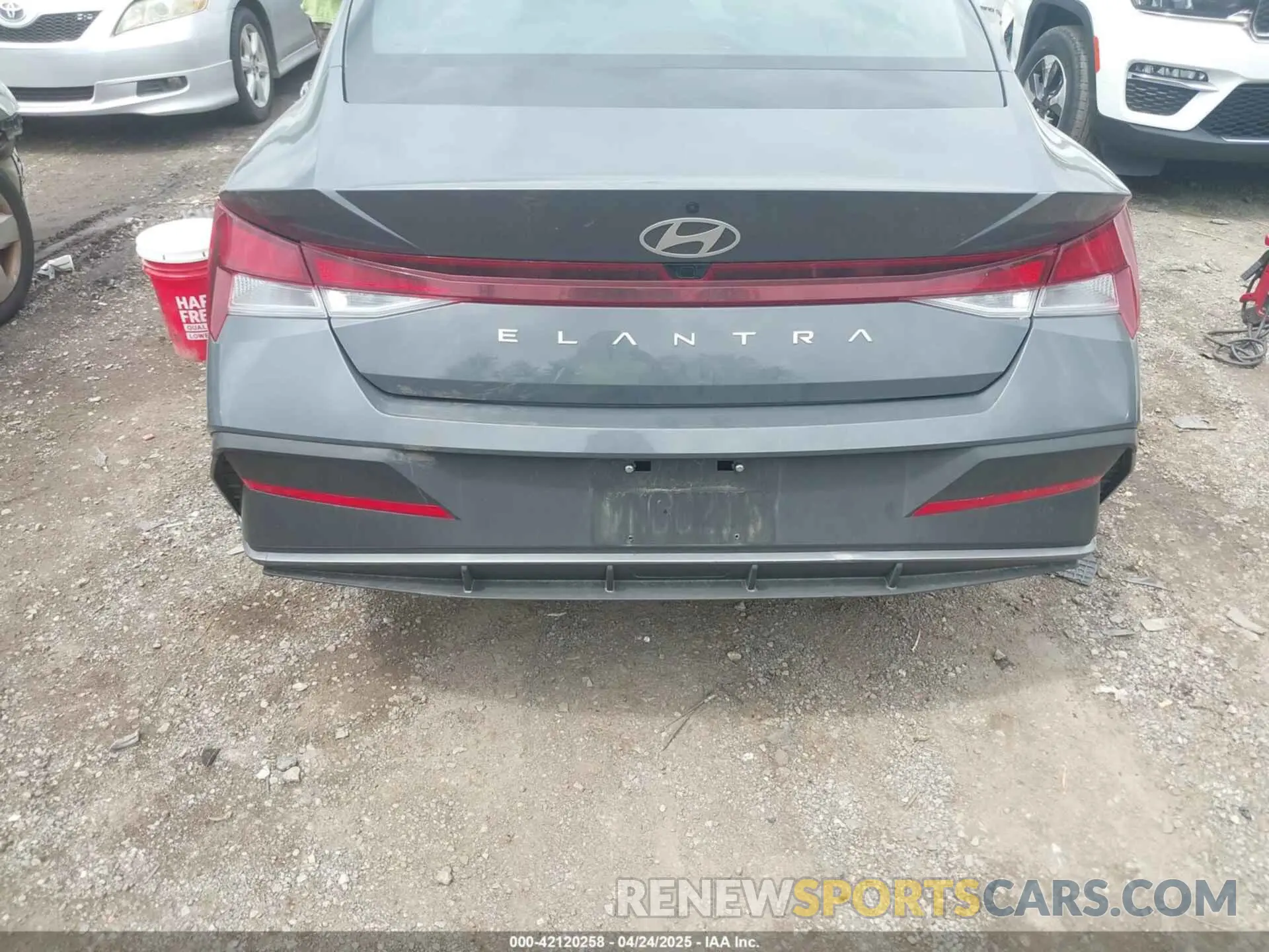 16 Photograph of a damaged car KMHLM4DG5RU843919 HYUNDAI ELANTRA 2024