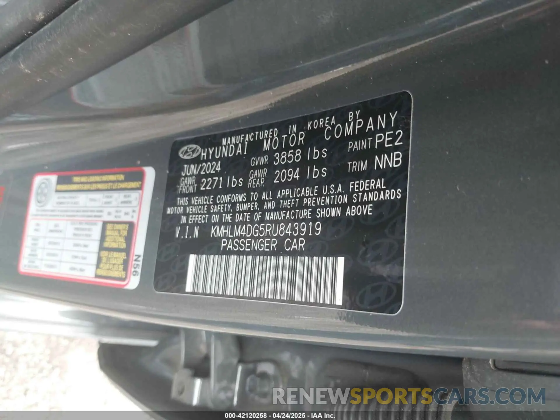 9 Photograph of a damaged car KMHLM4DG5RU843919 HYUNDAI ELANTRA 2024