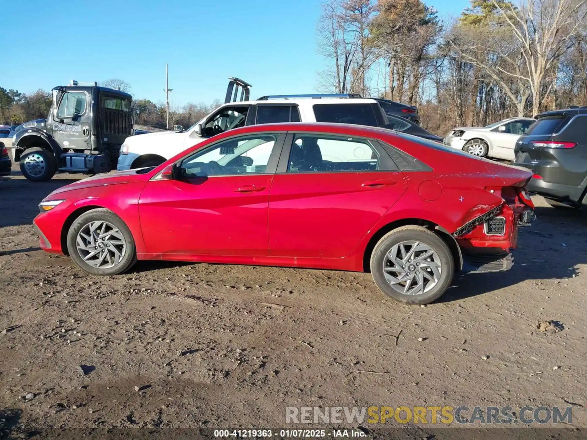 14 Photograph of a damaged car KMHLM4DG5RU844116 HYUNDAI ELANTRA 2024