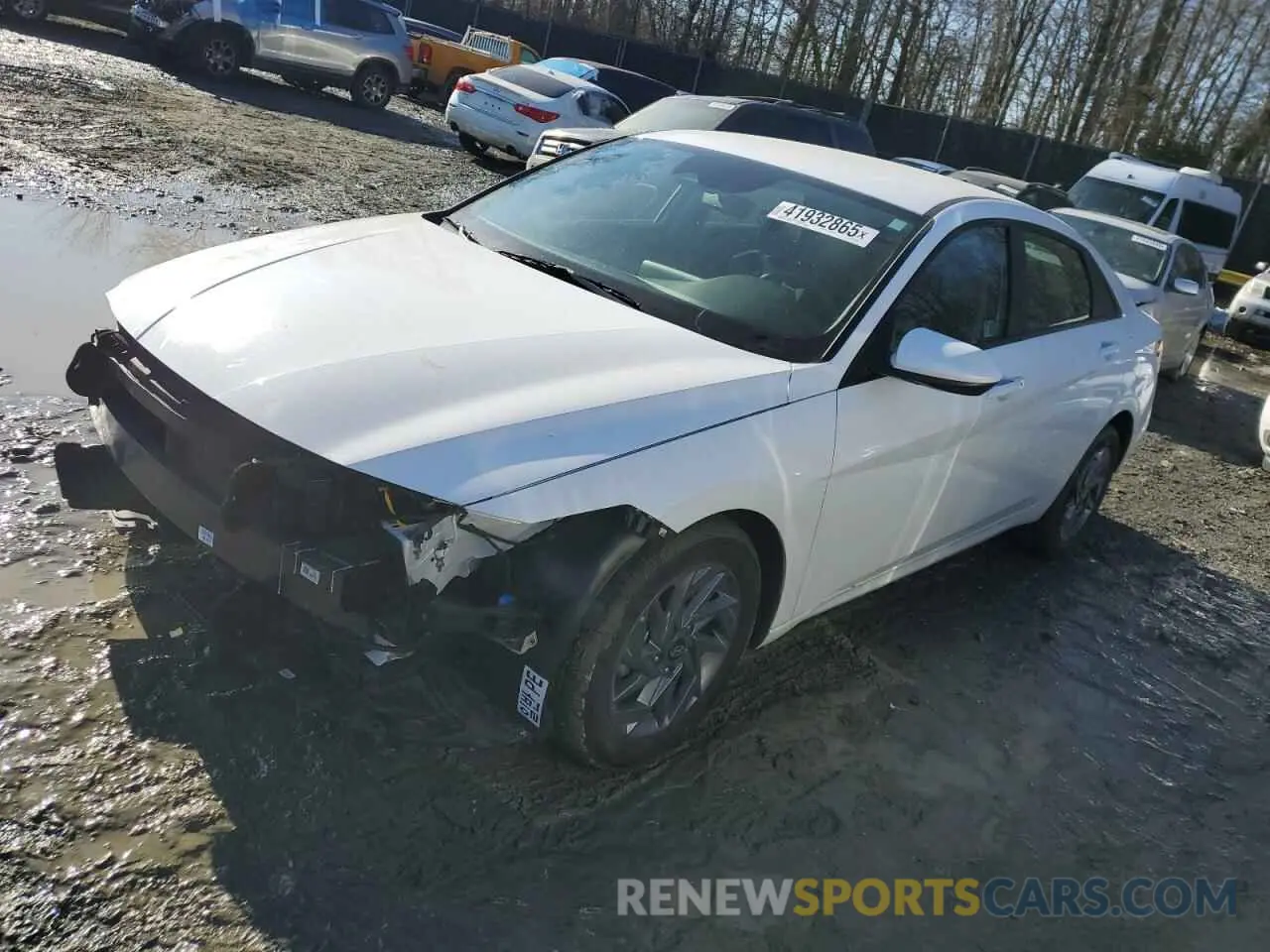 1 Photograph of a damaged car KMHLM4DG5RU845671 HYUNDAI ELANTRA 2024