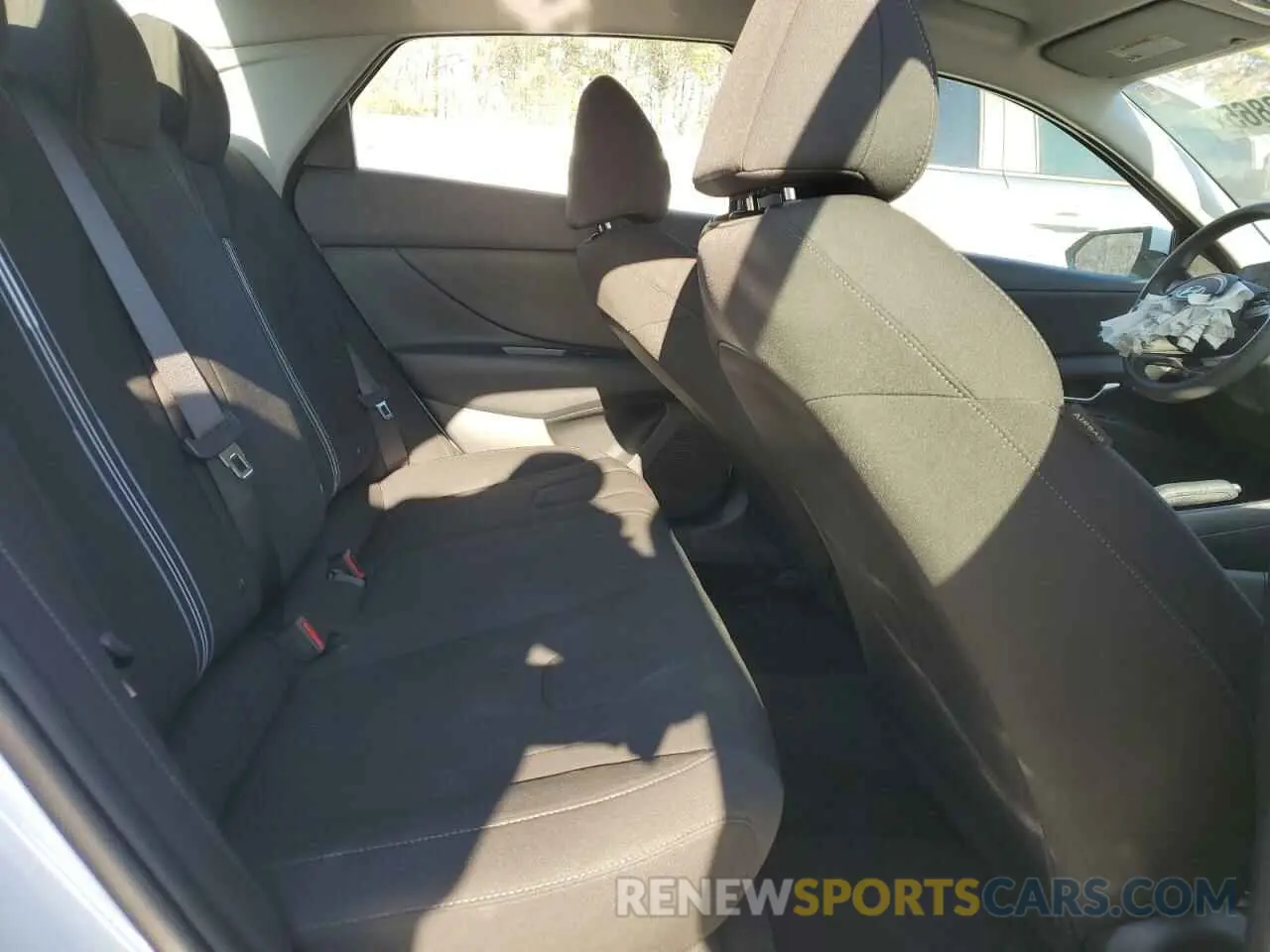 10 Photograph of a damaged car KMHLM4DG5RU845671 HYUNDAI ELANTRA 2024