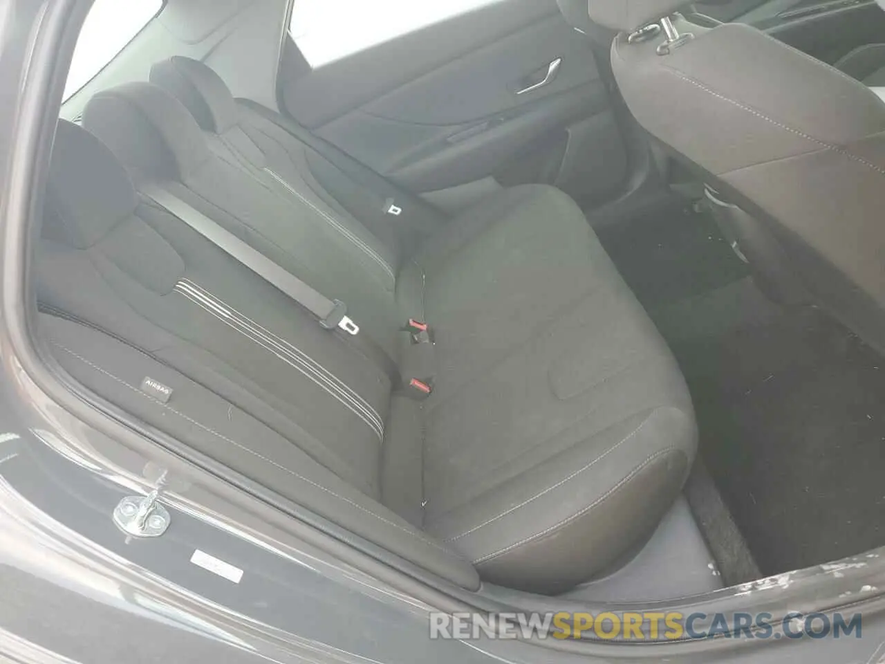 10 Photograph of a damaged car KMHLM4DG6RU659704 HYUNDAI ELANTRA 2024