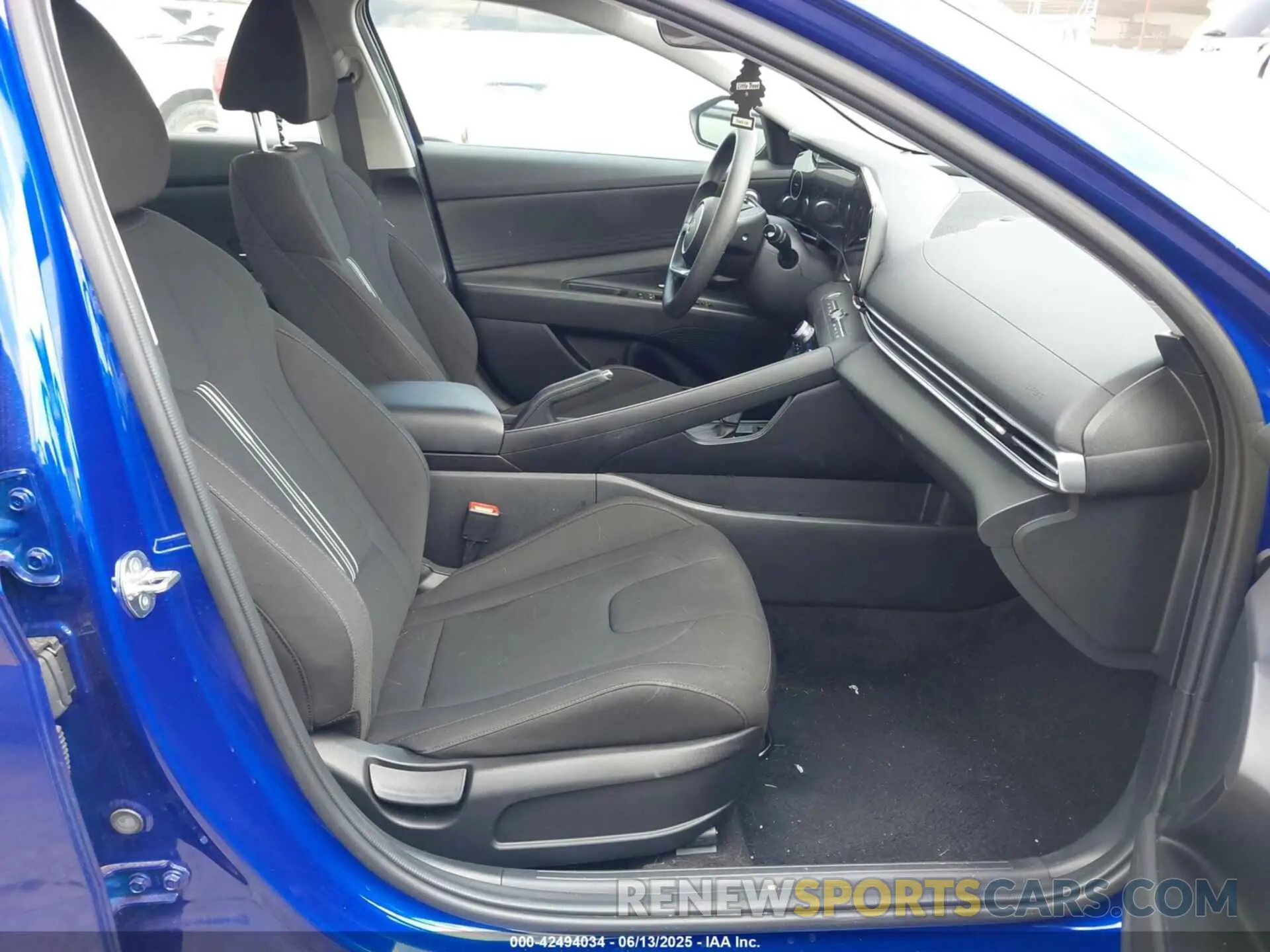 5 Photograph of a damaged car KMHLM4DG6RU694663 HYUNDAI ELANTRA 2024