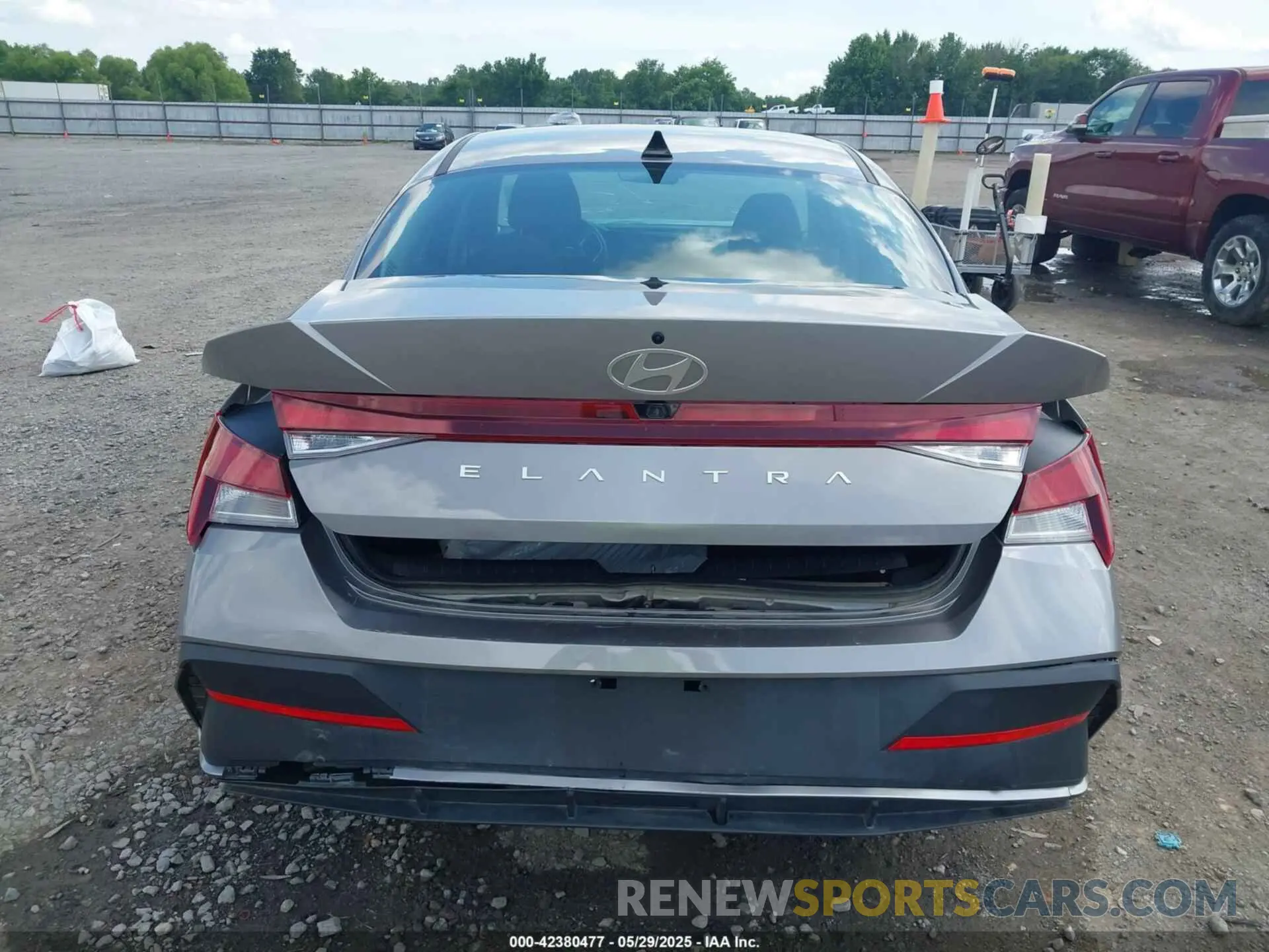 17 Photograph of a damaged car KMHLM4DG6RU705628 HYUNDAI ELANTRA 2024