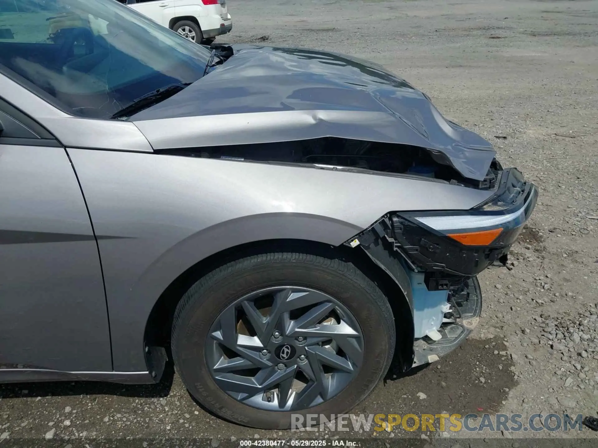 18 Photograph of a damaged car KMHLM4DG6RU705628 HYUNDAI ELANTRA 2024