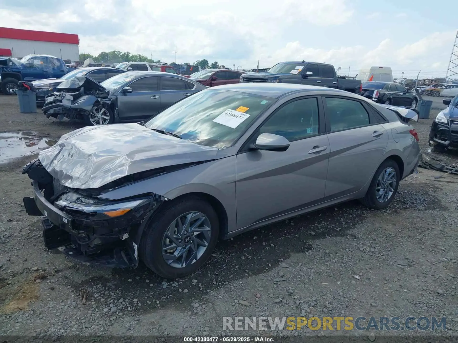2 Photograph of a damaged car KMHLM4DG6RU705628 HYUNDAI ELANTRA 2024