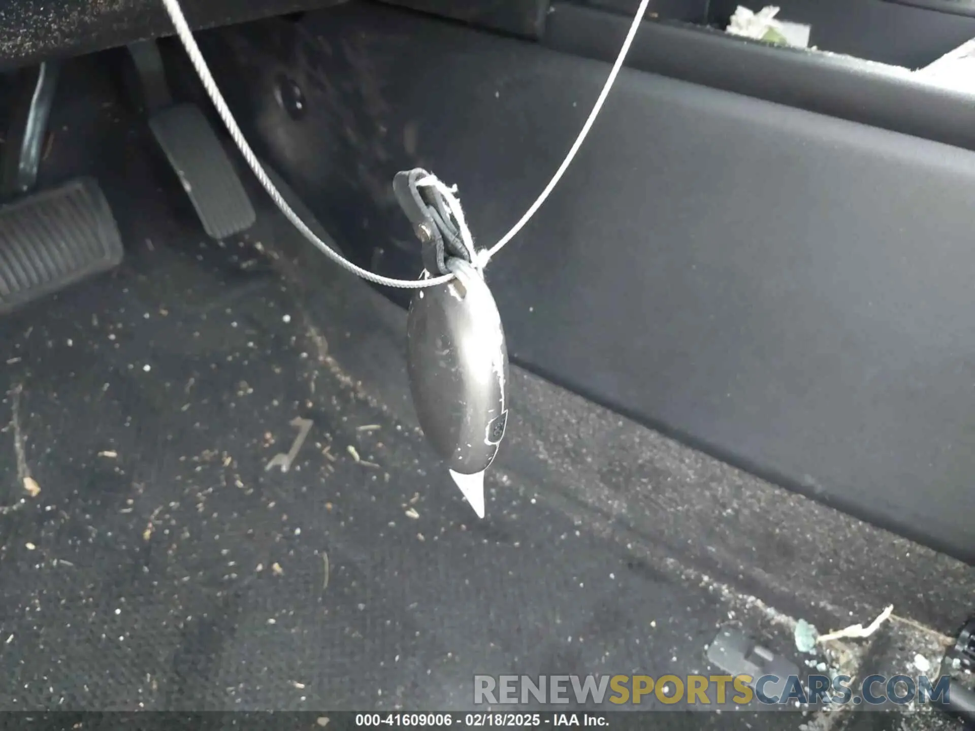 11 Photograph of a damaged car KMHLM4DG6RU747622 HYUNDAI ELANTRA 2024