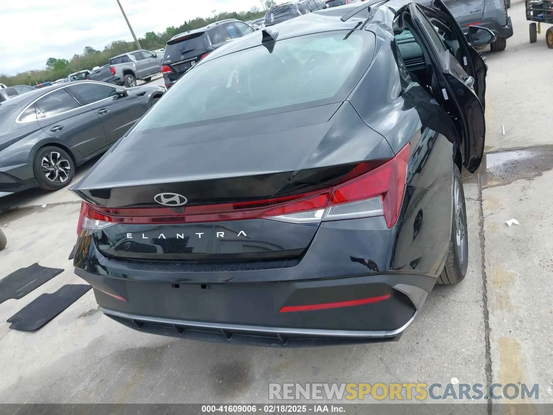 16 Photograph of a damaged car KMHLM4DG6RU747622 HYUNDAI ELANTRA 2024