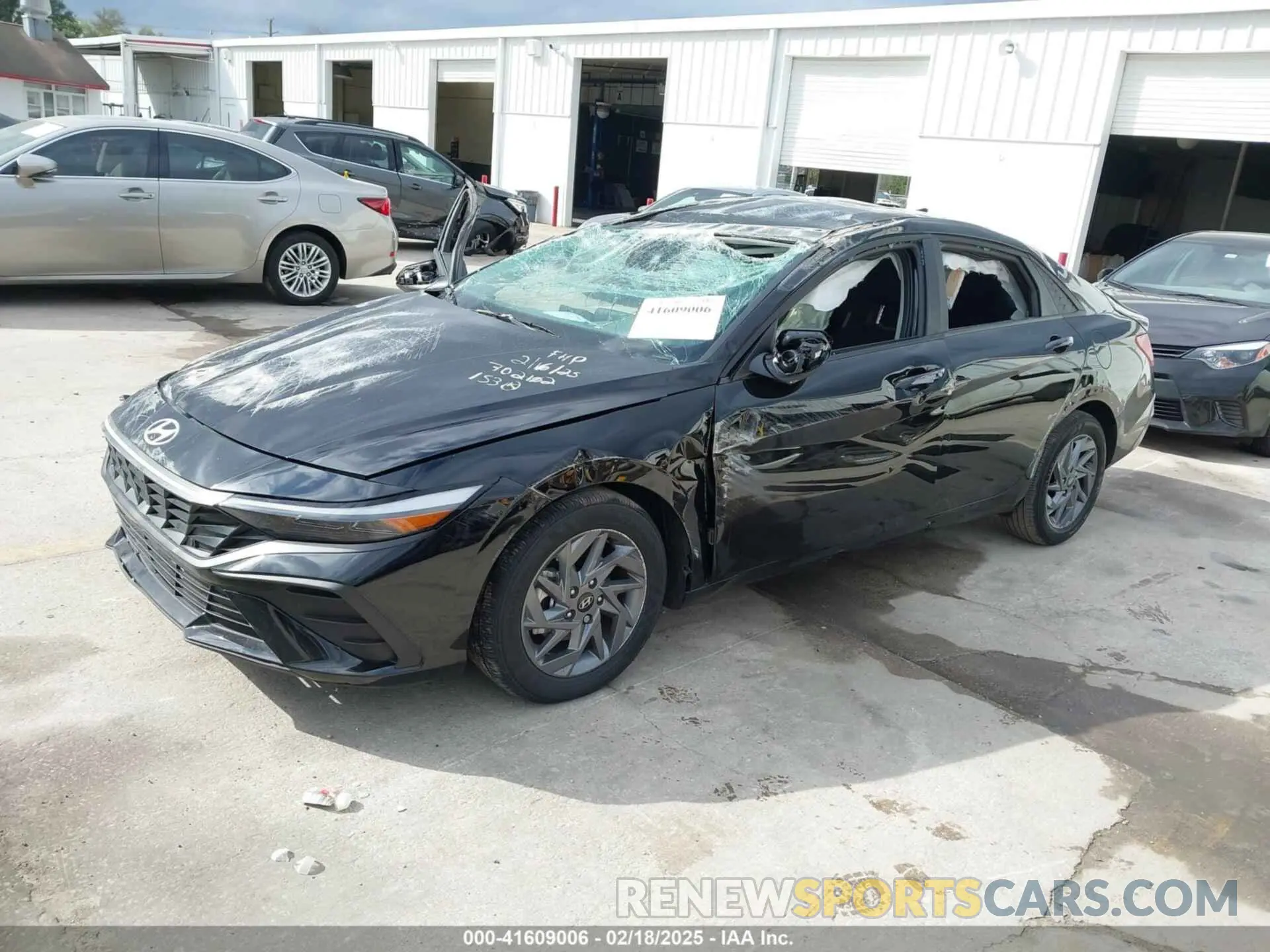 2 Photograph of a damaged car KMHLM4DG6RU747622 HYUNDAI ELANTRA 2024