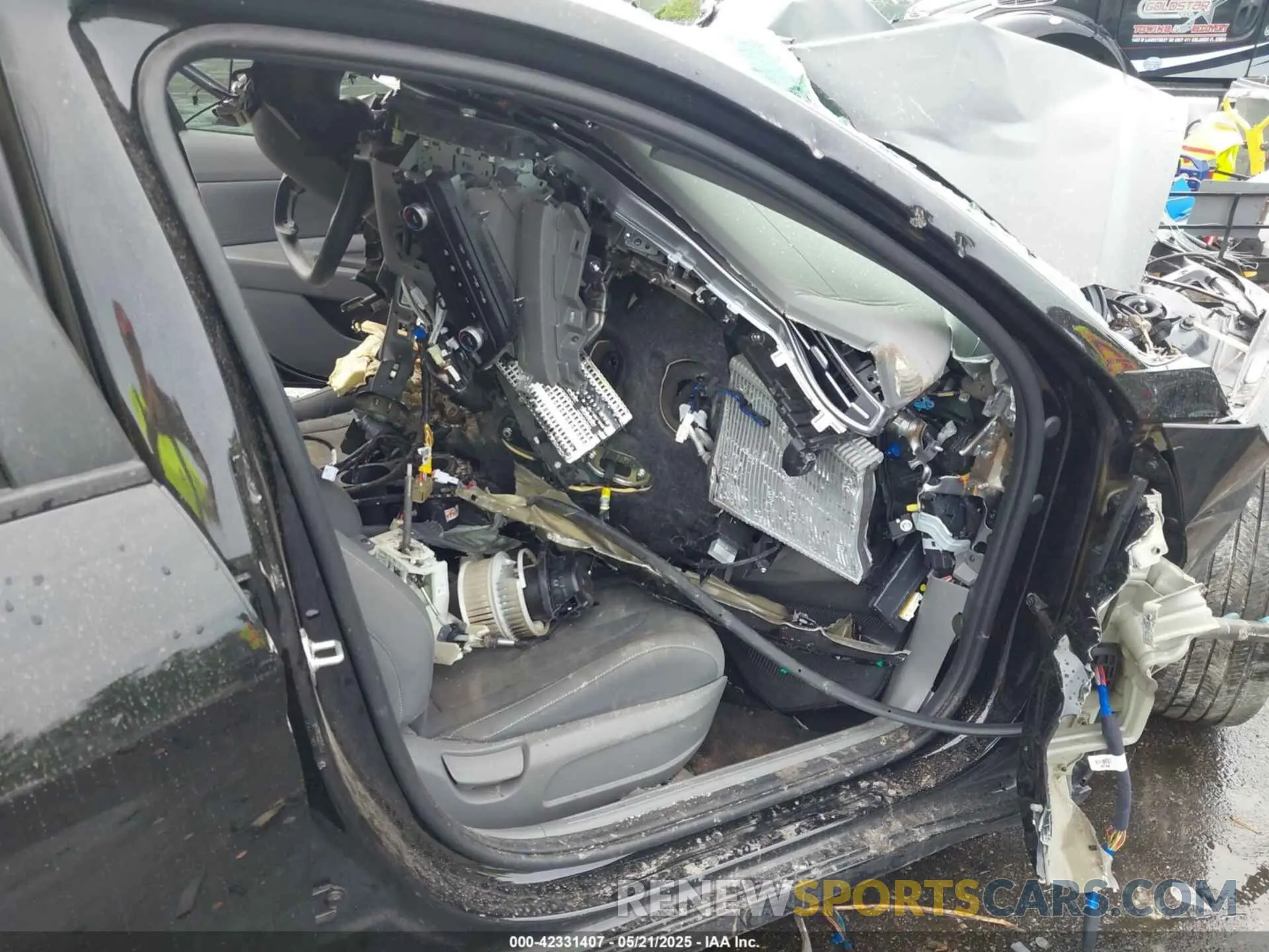 5 Photograph of a damaged car KMHLM4DG6RU767031 HYUNDAI ELANTRA 2024
