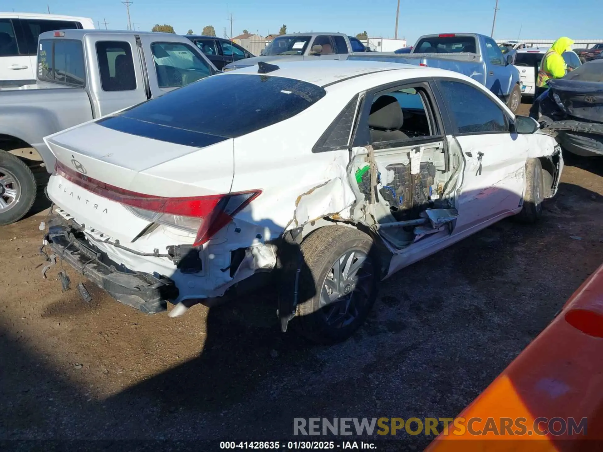 4 Photograph of a damaged car KMHLM4DG6RU791457 HYUNDAI ELANTRA 2024