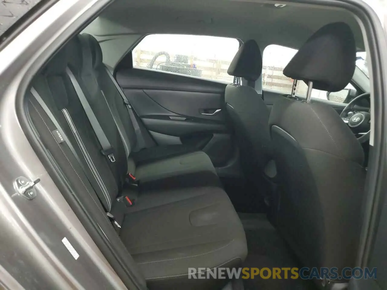 10 Photograph of a damaged car KMHLM4DG6RU821833 HYUNDAI ELANTRA 2024