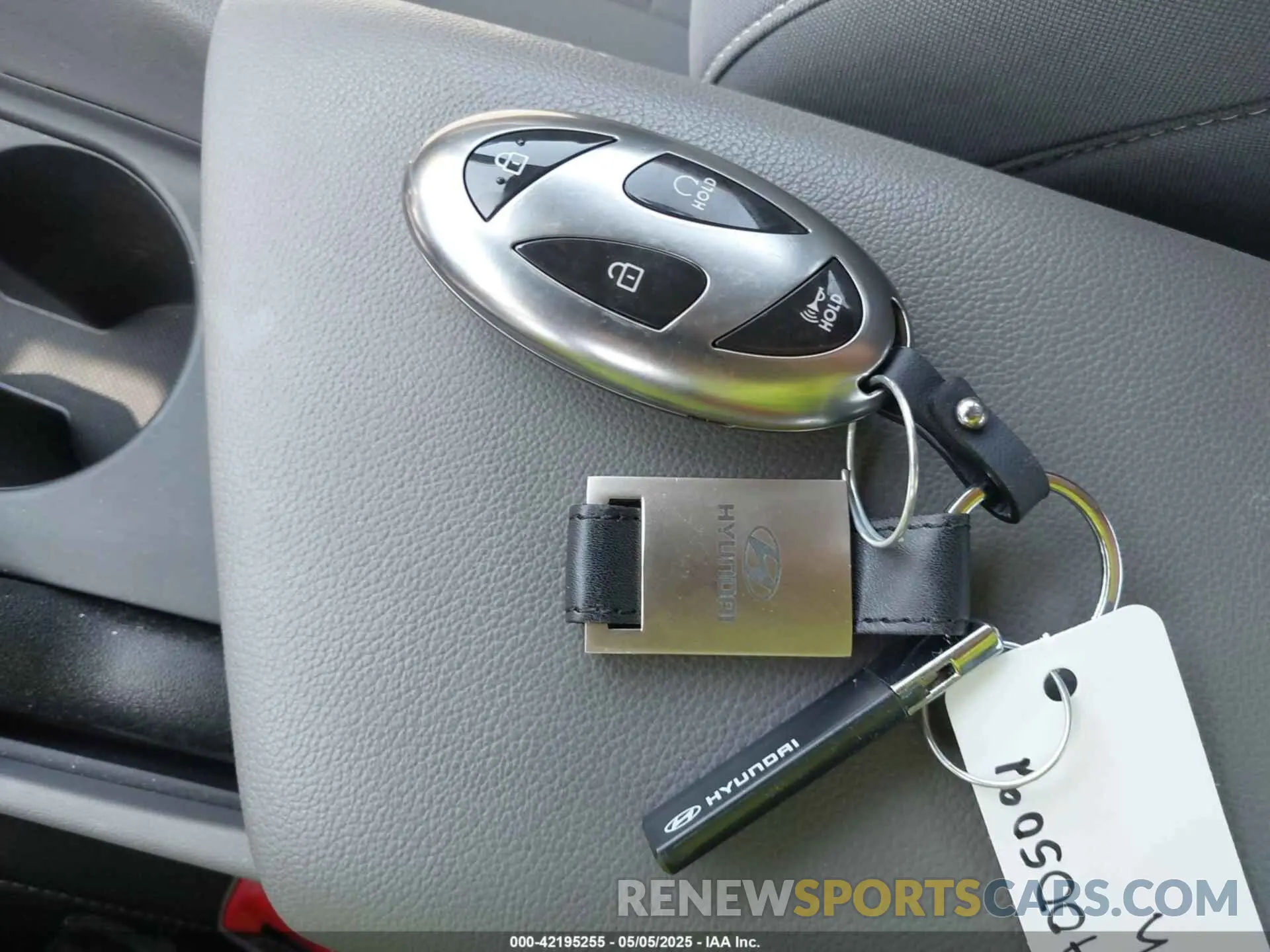 11 Photograph of a damaged car KMHLM4DG7RU660585 HYUNDAI ELANTRA 2024