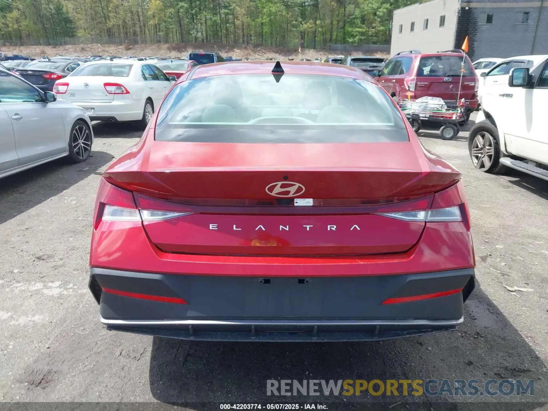 16 Photograph of a damaged car KMHLM4DG7RU702270 HYUNDAI ELANTRA 2024