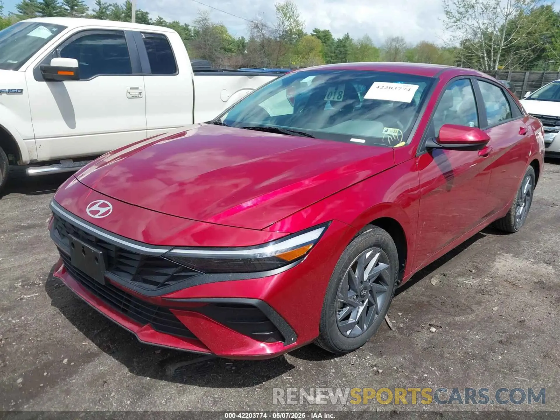 2 Photograph of a damaged car KMHLM4DG7RU702270 HYUNDAI ELANTRA 2024