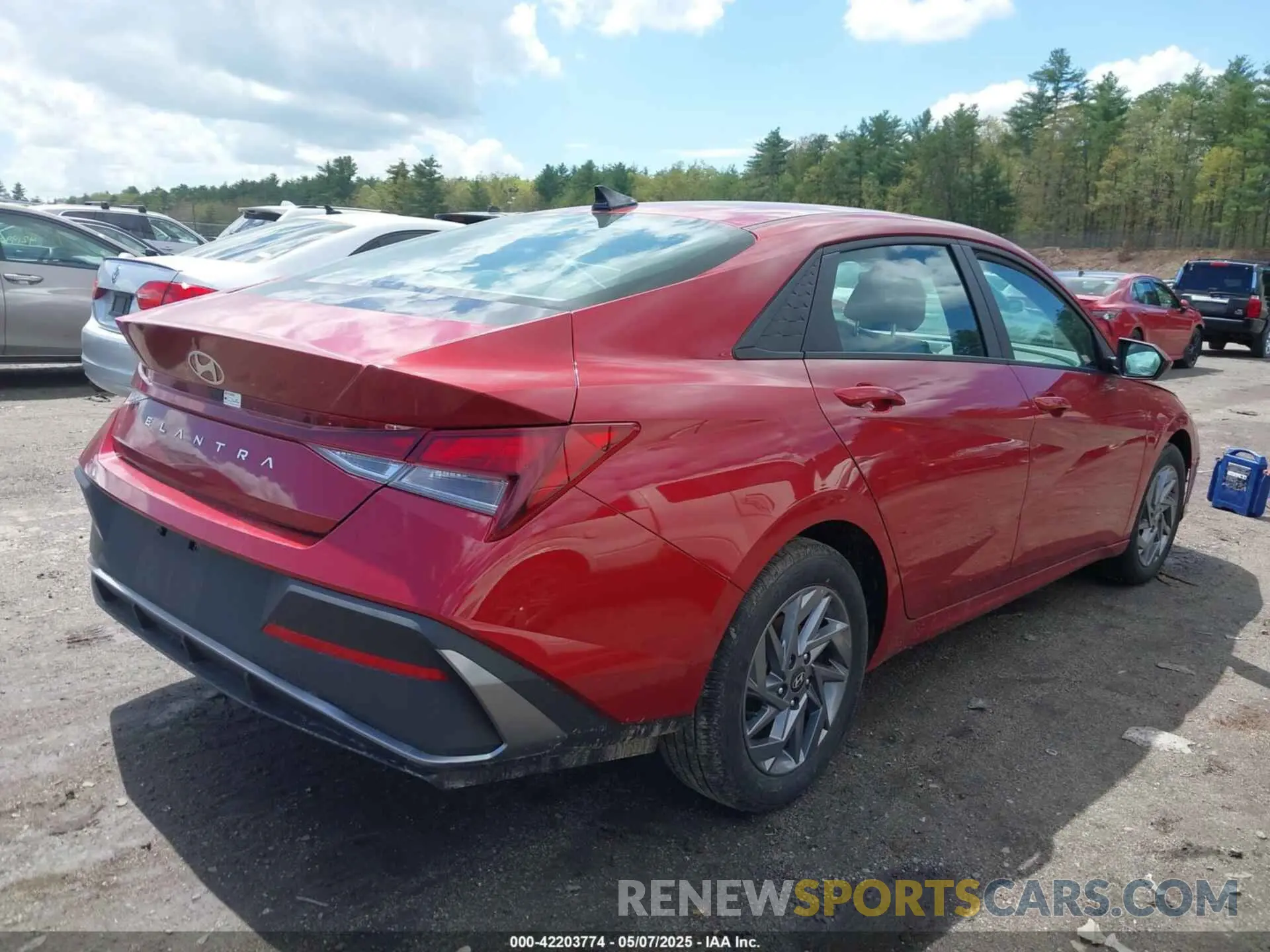 4 Photograph of a damaged car KMHLM4DG7RU702270 HYUNDAI ELANTRA 2024