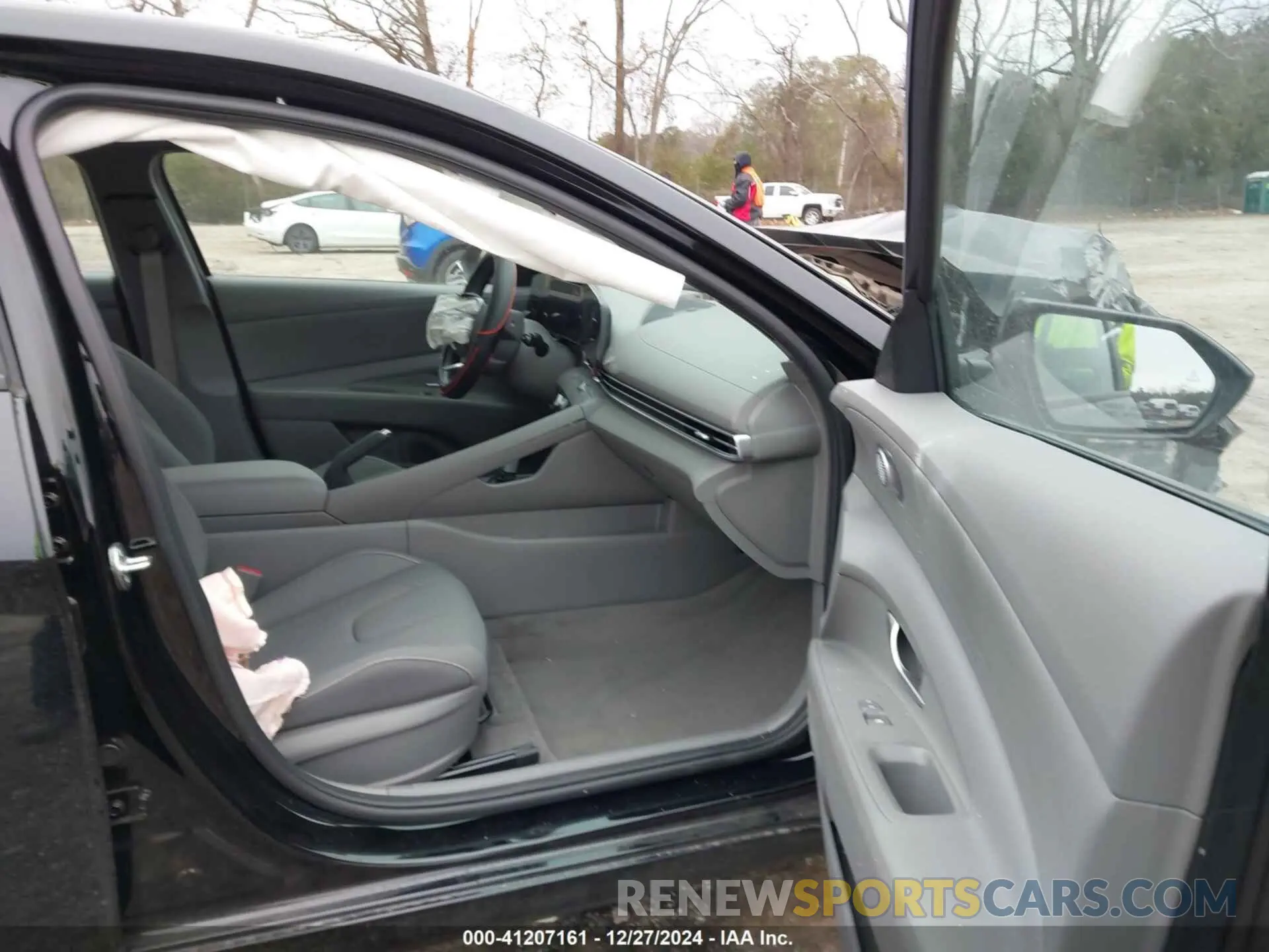 5 Photograph of a damaged car KMHLM4DG7RU706223 HYUNDAI ELANTRA 2024