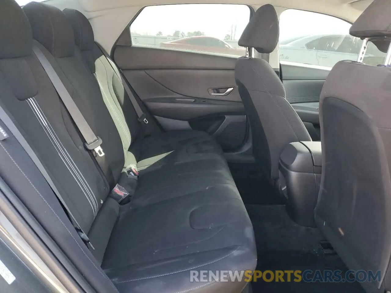 10 Photograph of a damaged car KMHLM4DG7RU746091 HYUNDAI ELANTRA 2024