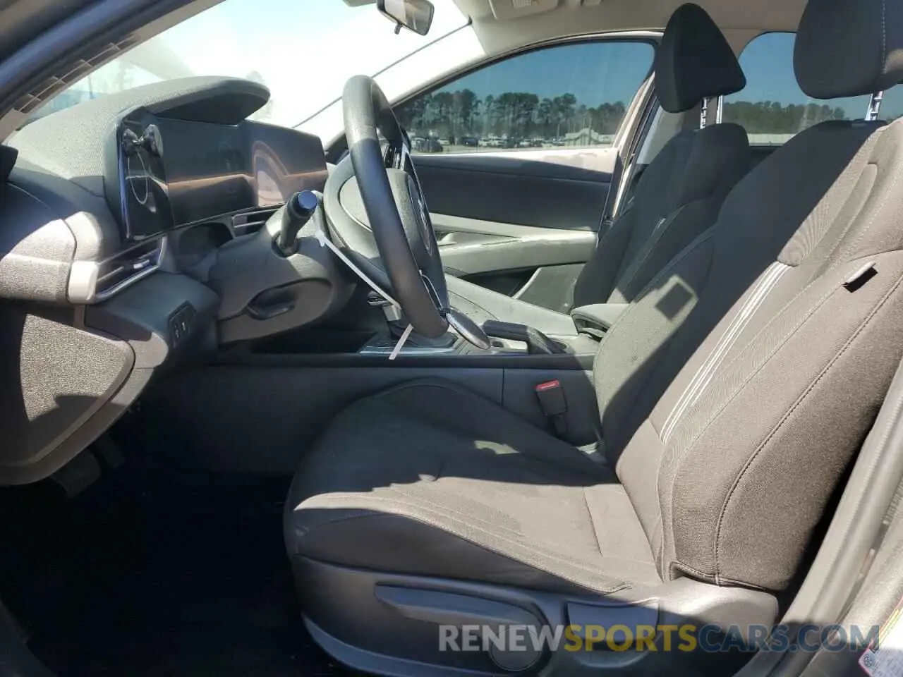 7 Photograph of a damaged car KMHLM4DG7RU746091 HYUNDAI ELANTRA 2024