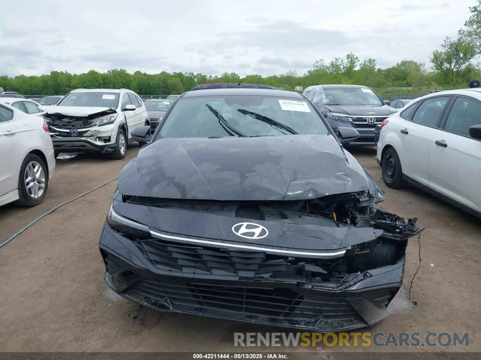 13 Photograph of a damaged car KMHLM4DG8RU690033 HYUNDAI ELANTRA 2024