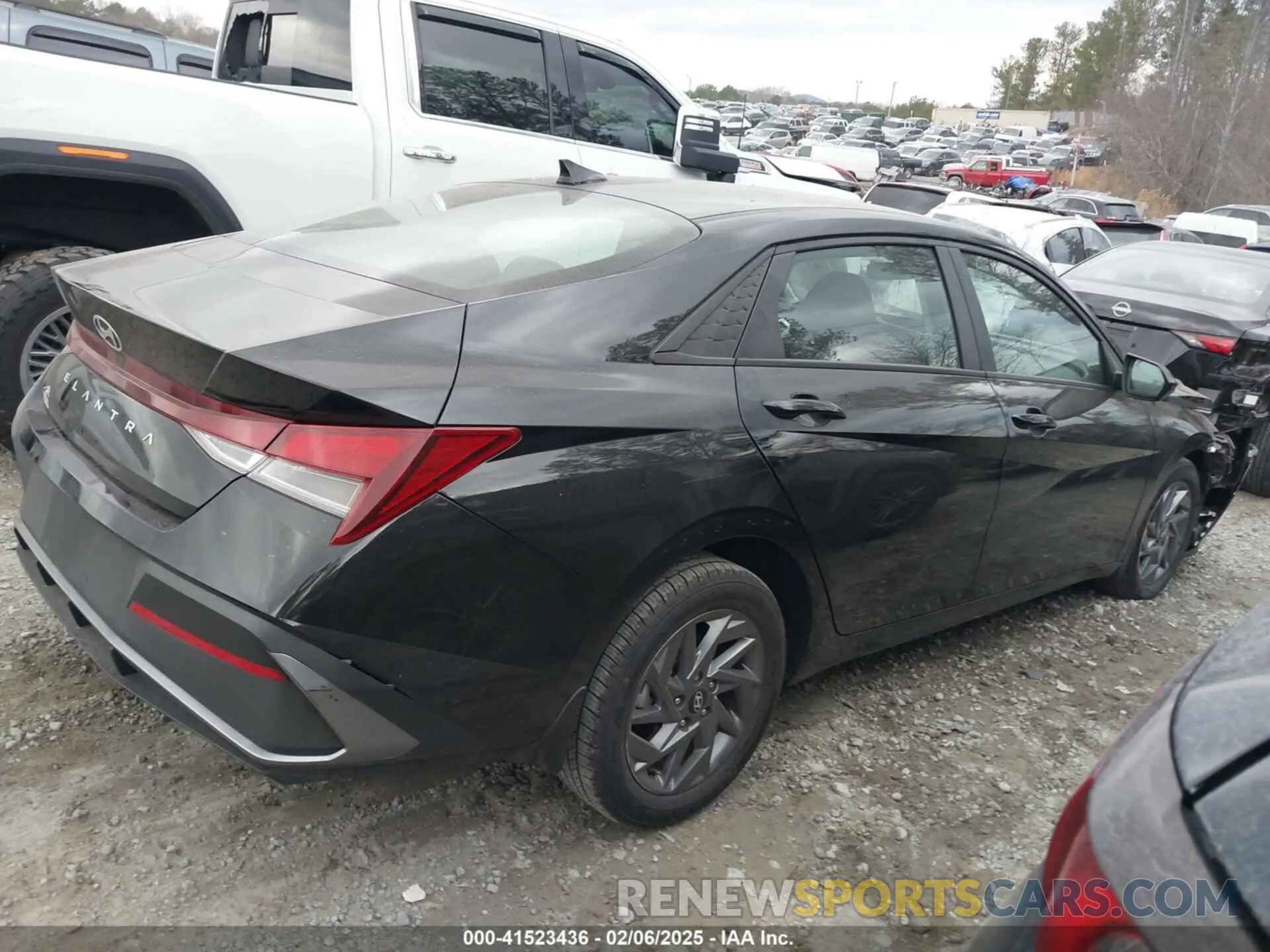 12 Photograph of a damaged car KMHLM4DG8RU707705 HYUNDAI ELANTRA 2024