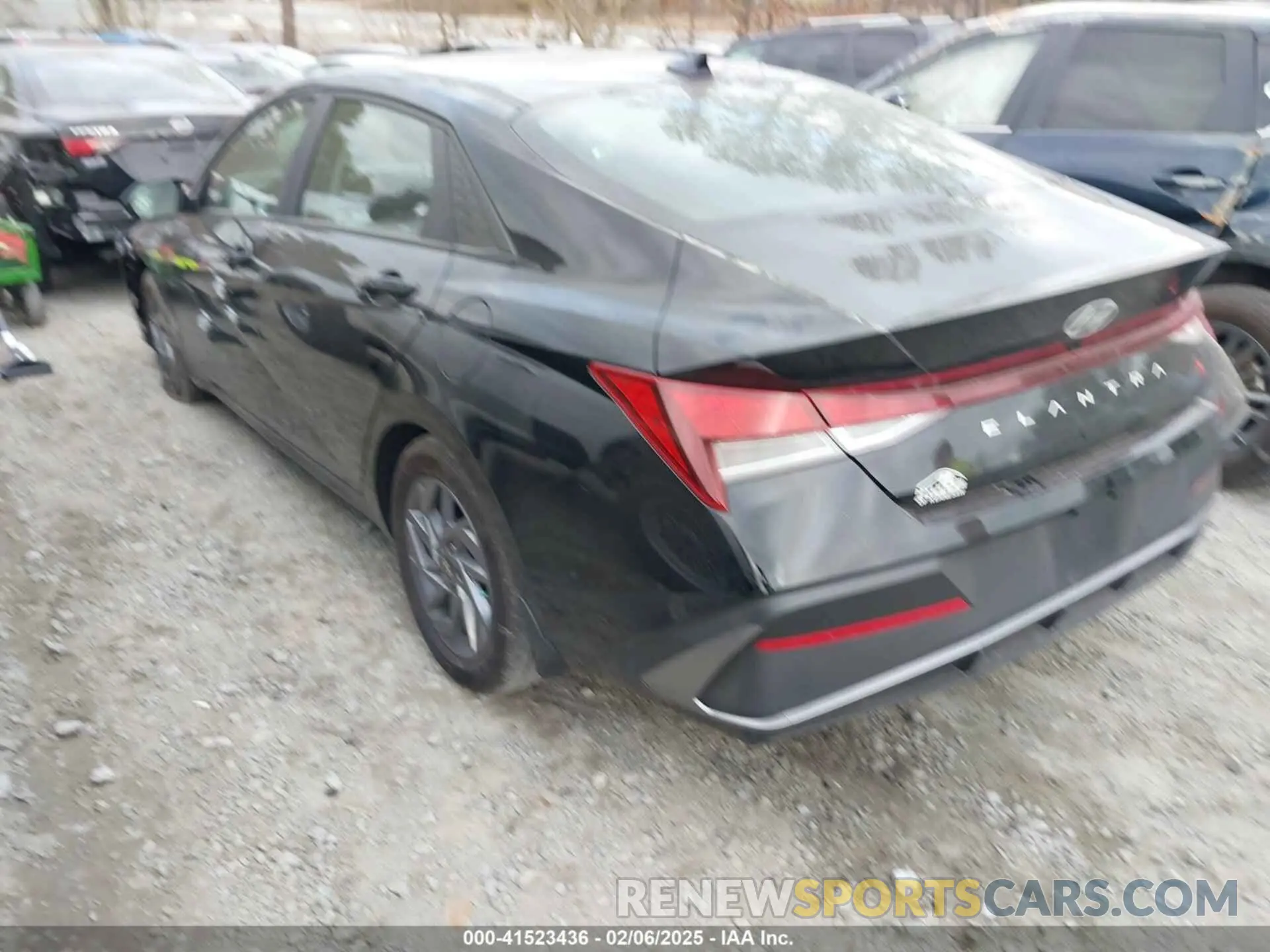 3 Photograph of a damaged car KMHLM4DG8RU707705 HYUNDAI ELANTRA 2024