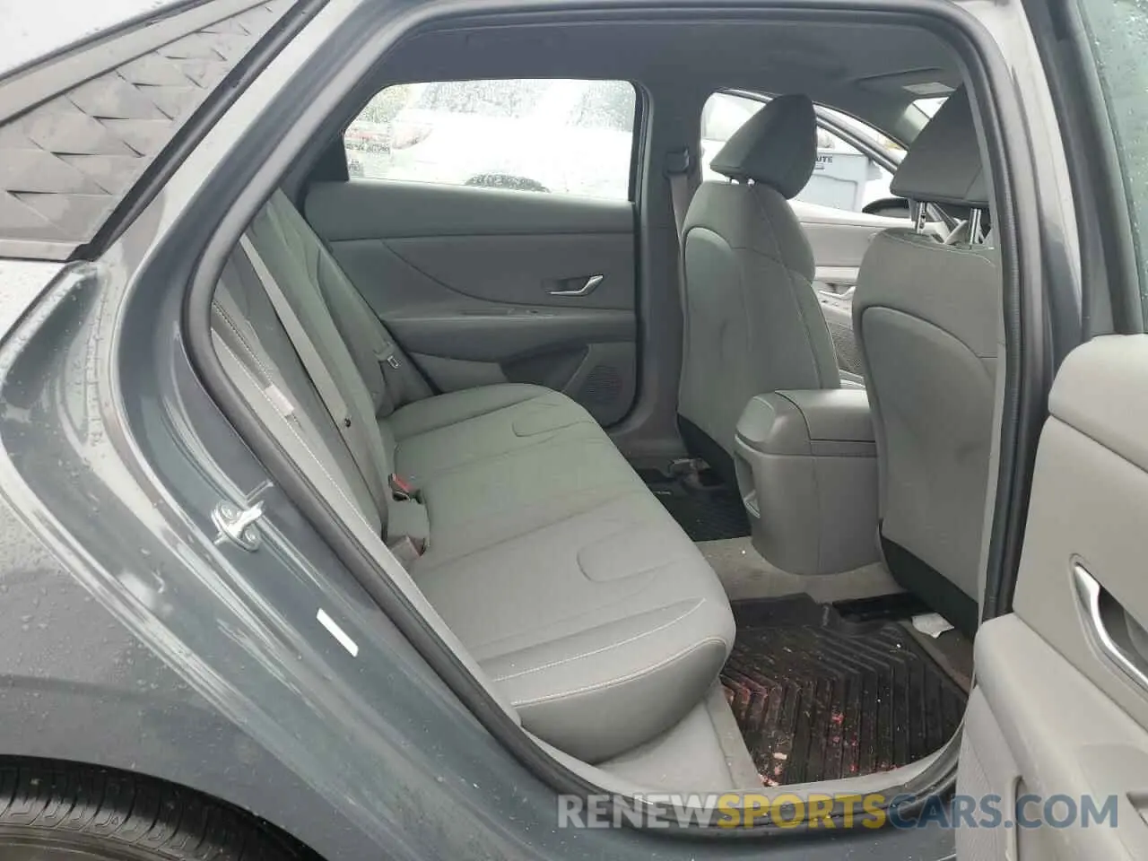 10 Photograph of a damaged car KMHLM4DG8RU732507 HYUNDAI ELANTRA 2024