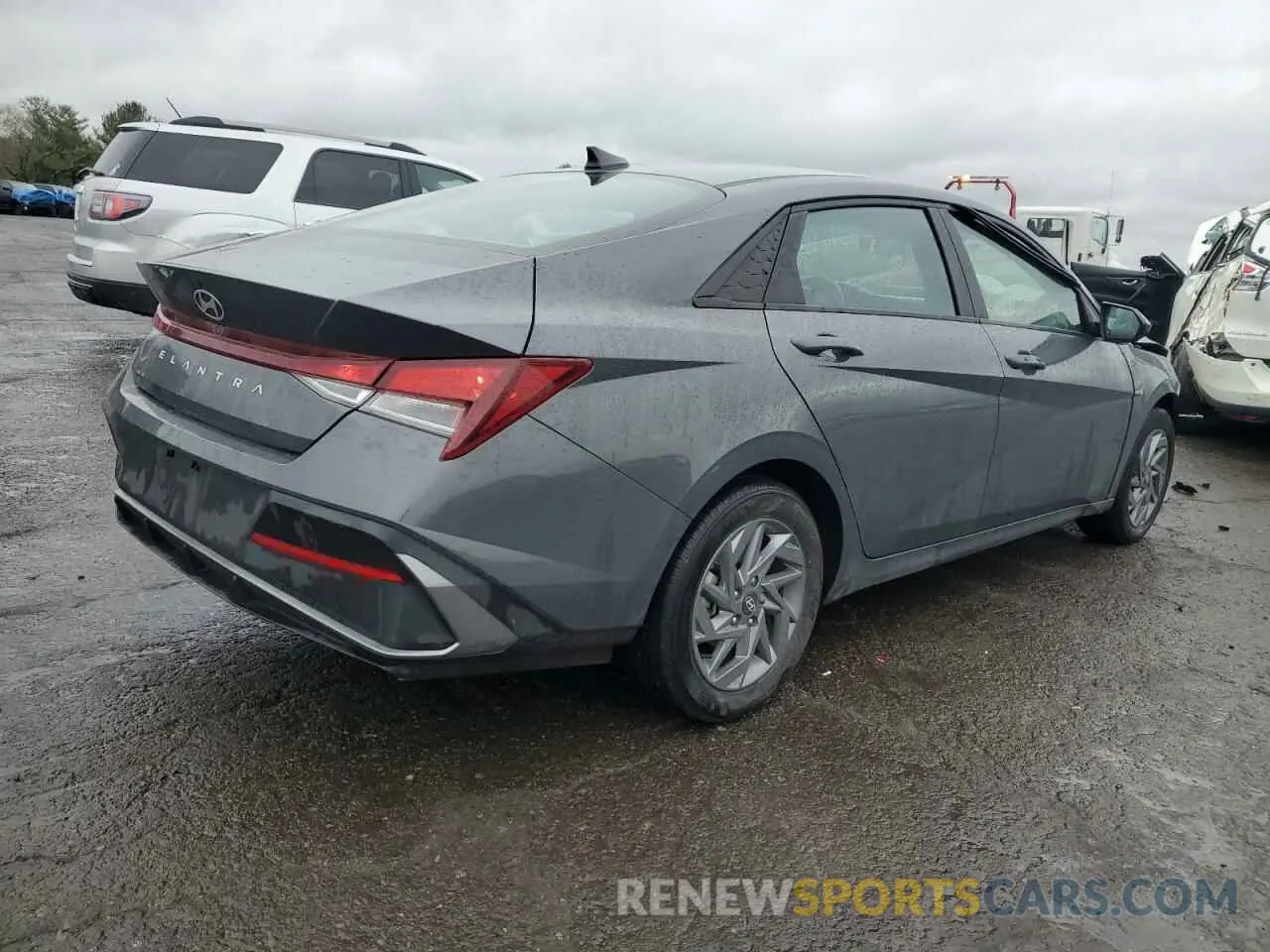 3 Photograph of a damaged car KMHLM4DG8RU732507 HYUNDAI ELANTRA 2024