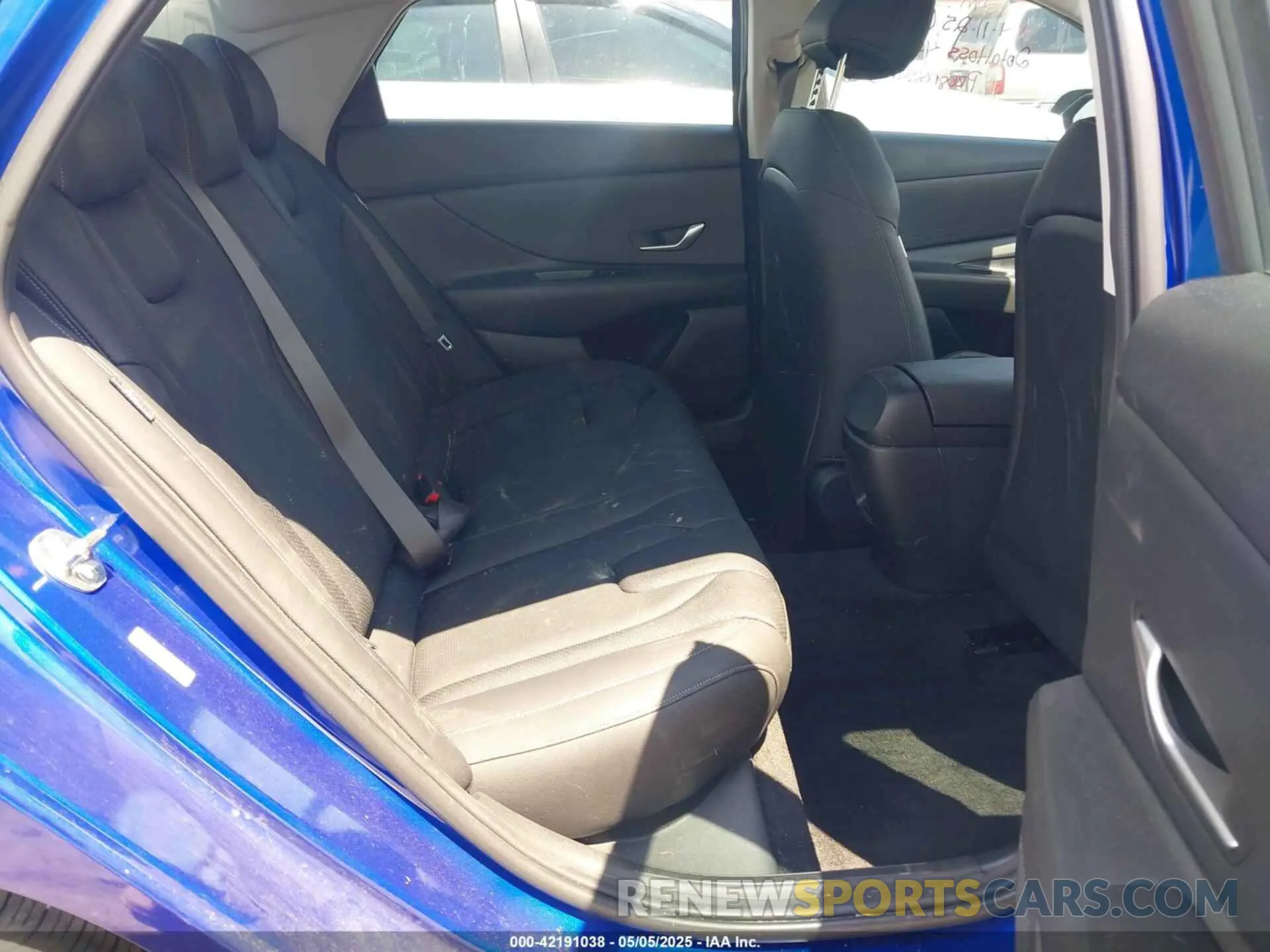 8 Photograph of a damaged car KMHLM4DG8RU770920 HYUNDAI ELANTRA 2024