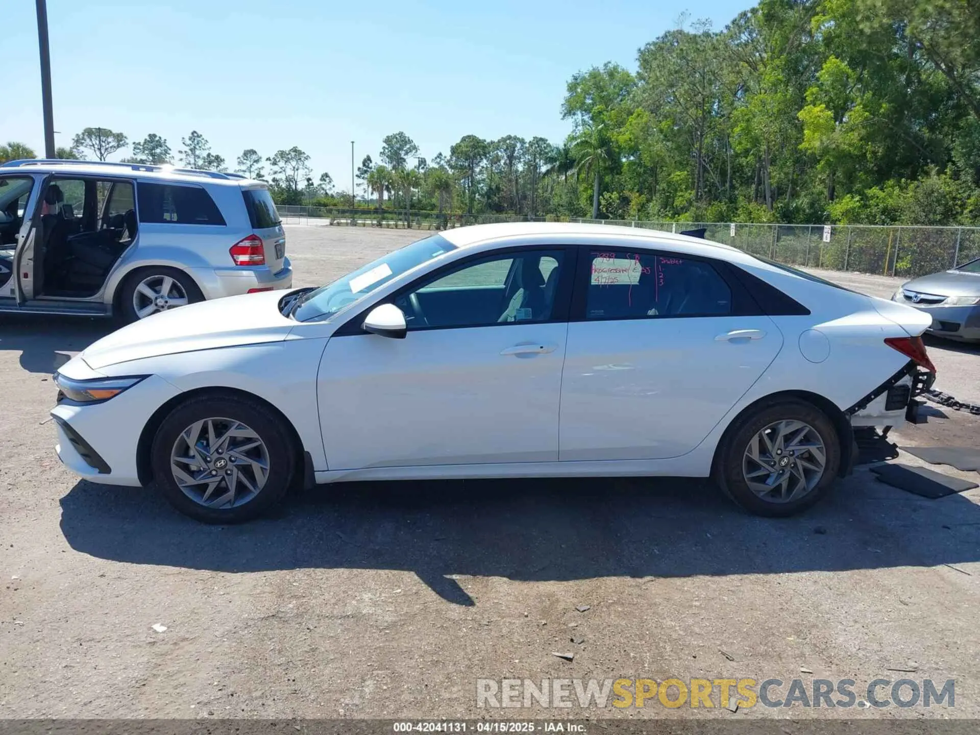 14 Photograph of a damaged car KMHLM4DG8RU774370 HYUNDAI ELANTRA 2024