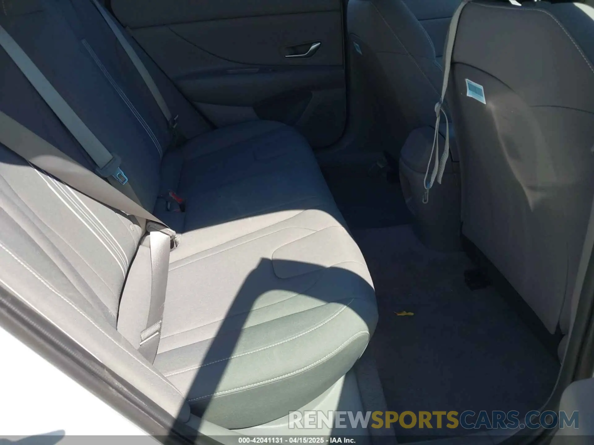 8 Photograph of a damaged car KMHLM4DG8RU774370 HYUNDAI ELANTRA 2024