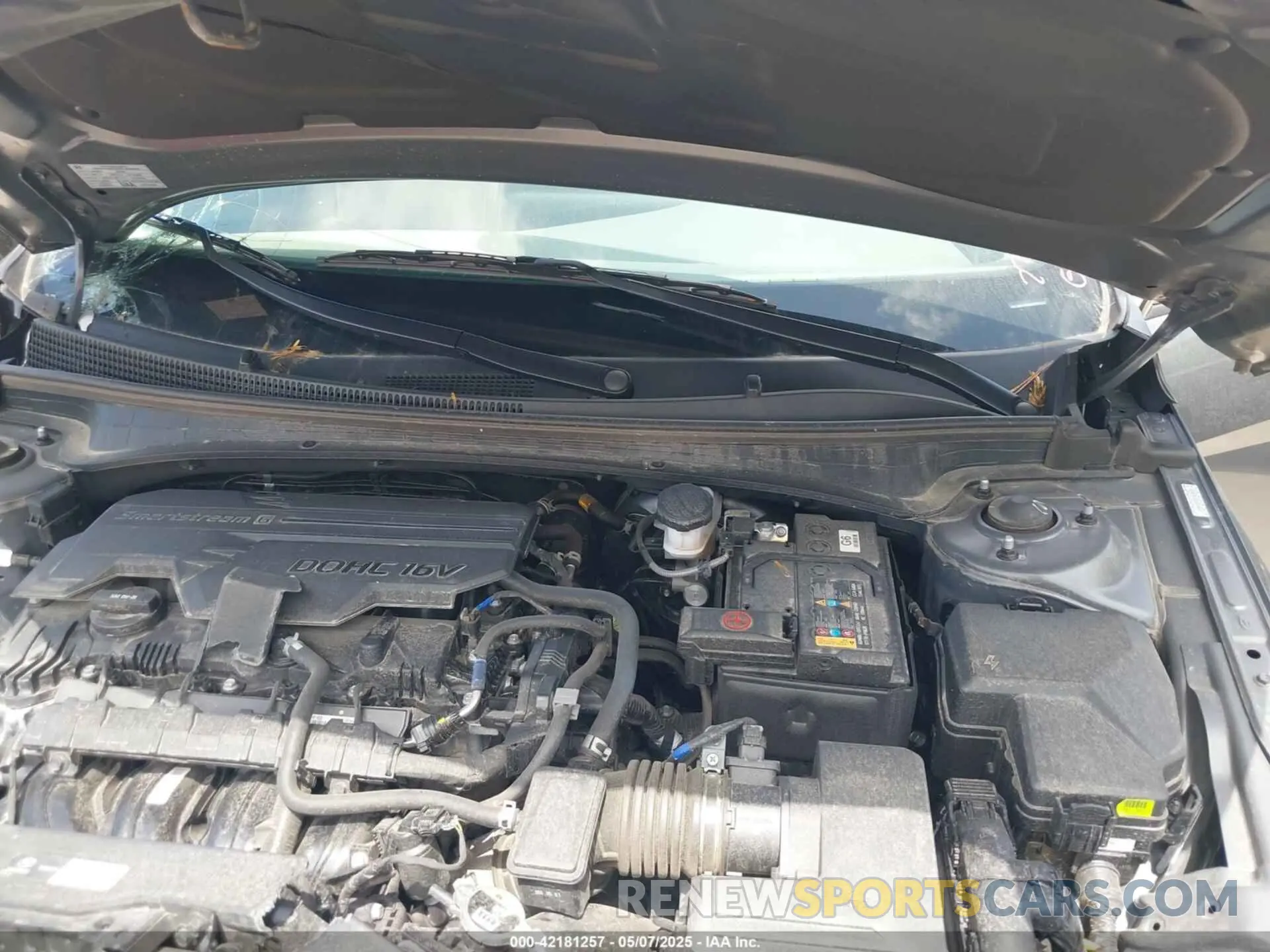 10 Photograph of a damaged car KMHLM4DG8RU810526 HYUNDAI ELANTRA 2024