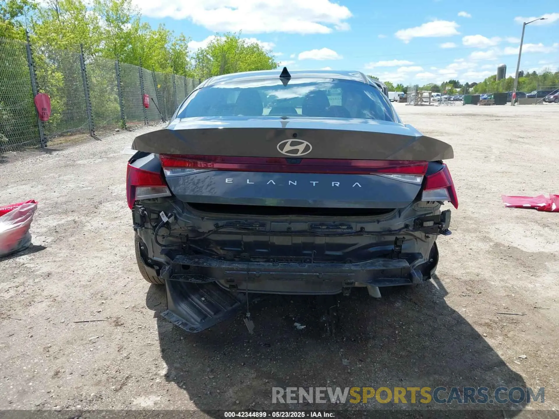 16 Photograph of a damaged car KMHLM4DG8RU818822 HYUNDAI ELANTRA 2024