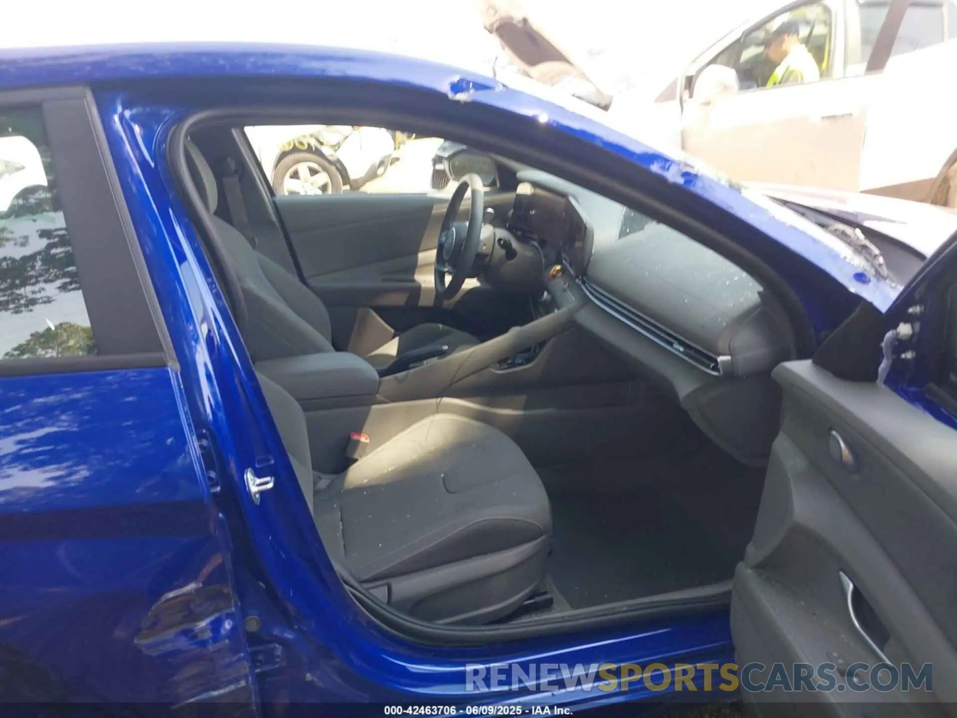 5 Photograph of a damaged car KMHLM4DG9RU652679 HYUNDAI ELANTRA 2024