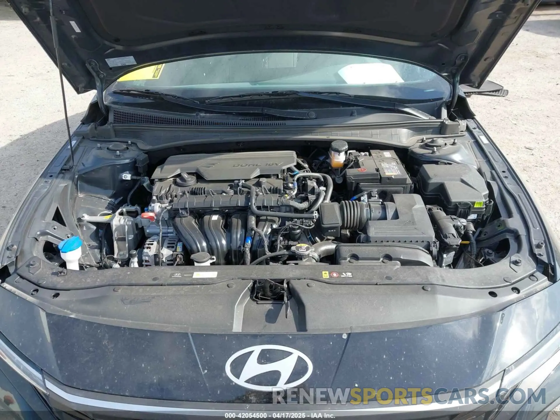 10 Photograph of a damaged car KMHLM4DG9RU675217 HYUNDAI ELANTRA 2024