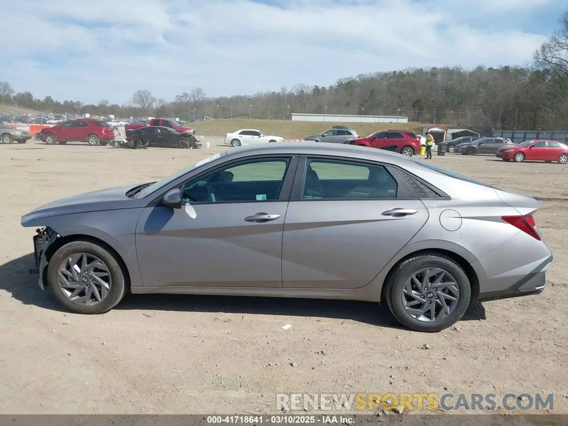 14 Photograph of a damaged car KMHLM4DG9RU692244 HYUNDAI ELANTRA 2024