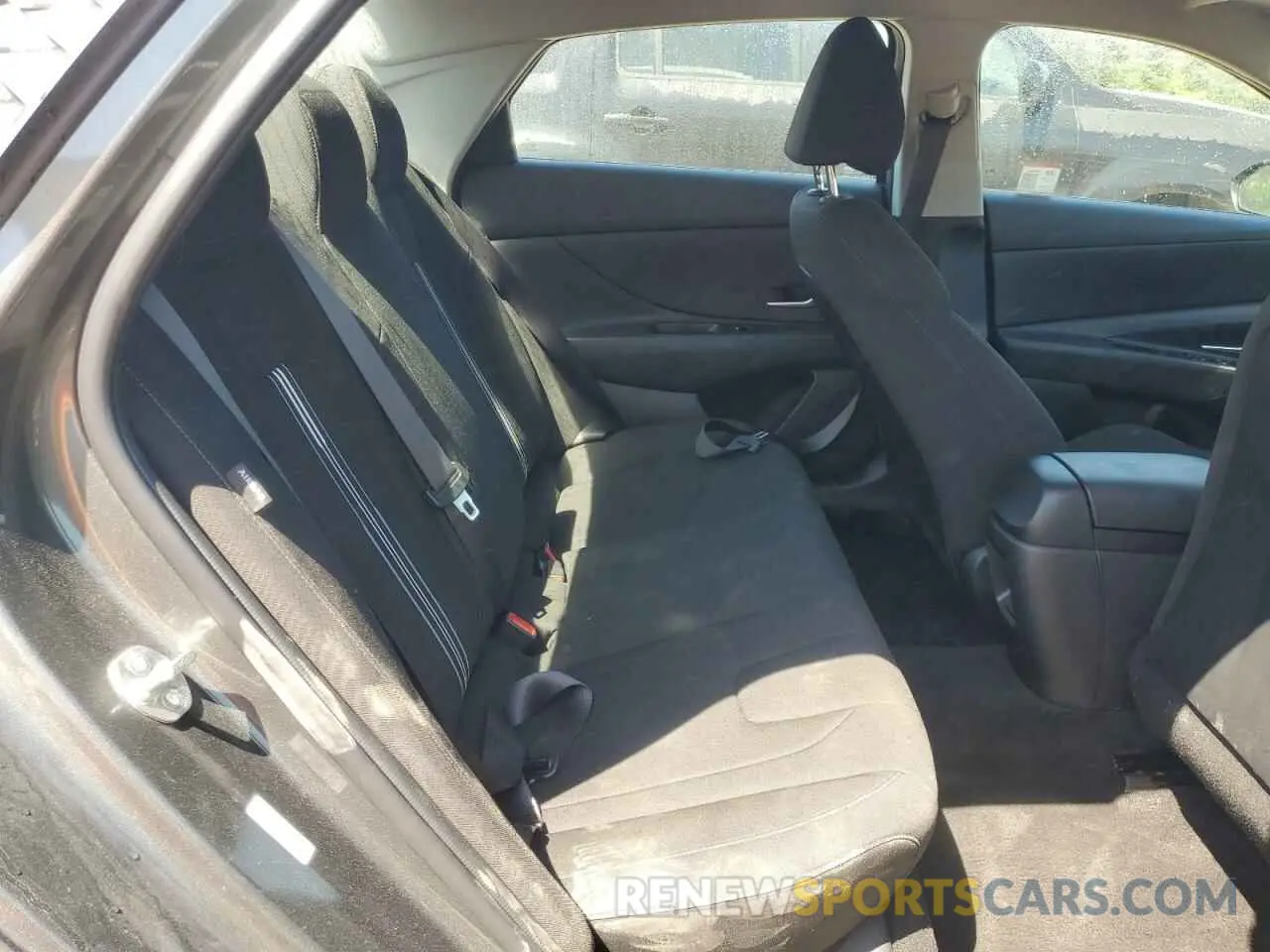 10 Photograph of a damaged car KMHLM4DG9RU717837 HYUNDAI ELANTRA 2024
