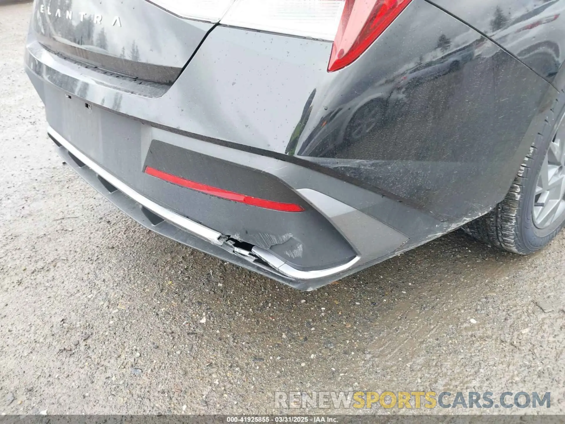 13 Photograph of a damaged car KMHLM4DG9RU728451 HYUNDAI ELANTRA 2024