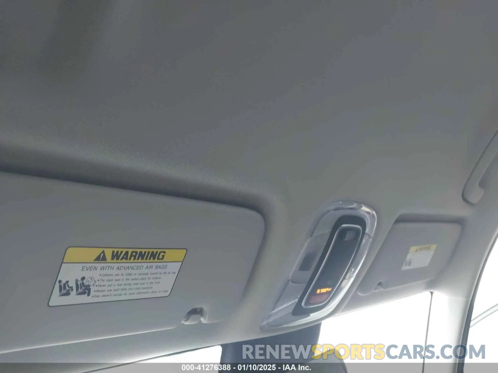 18 Photograph of a damaged car KMHLM4DG9RU748392 HYUNDAI ELANTRA 2024