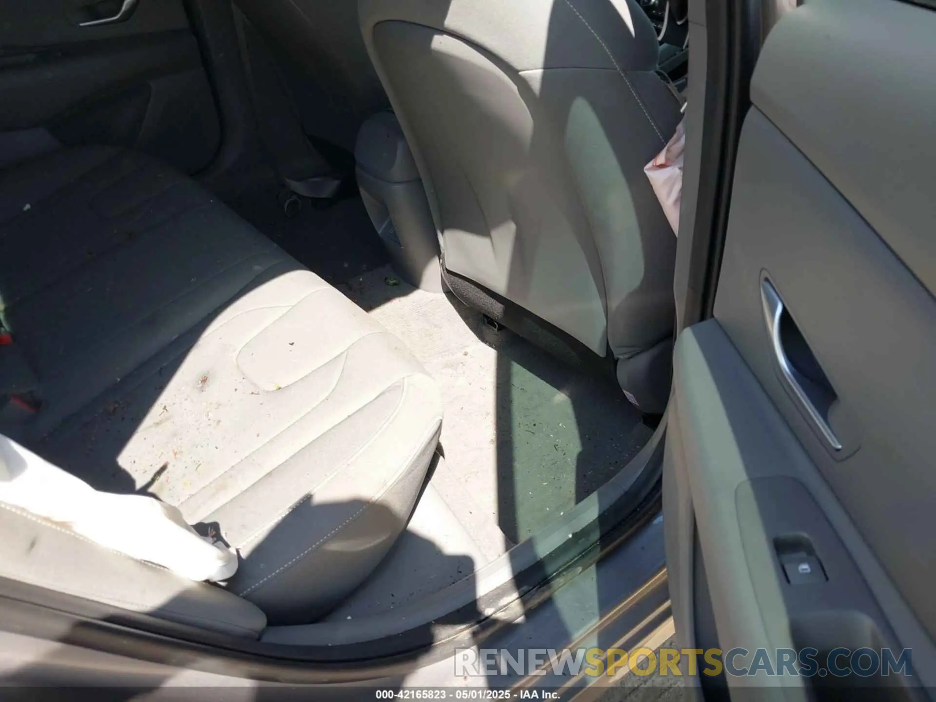8 Photograph of a damaged car KMHLM4DG9RU758372 HYUNDAI ELANTRA 2024