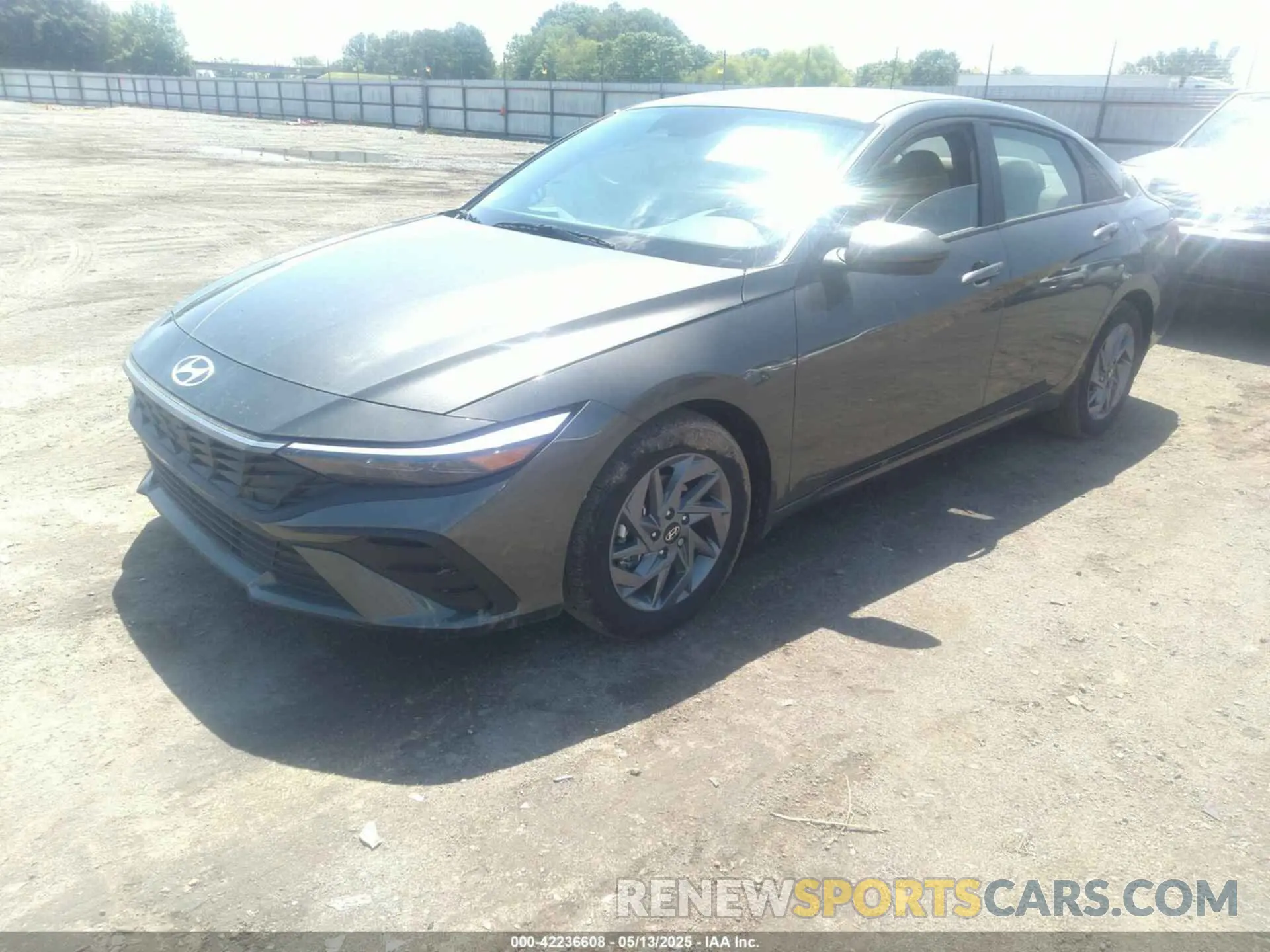 2 Photograph of a damaged car KMHLM4DG9RU815492 HYUNDAI ELANTRA 2024