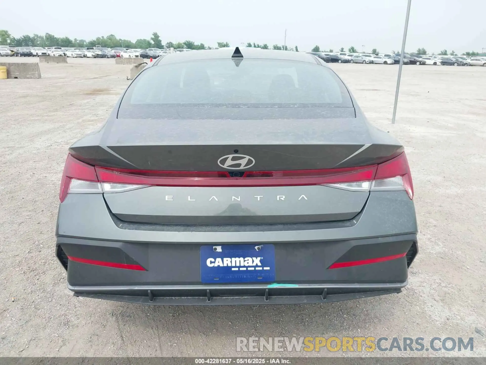 15 Photograph of a damaged car KMHLM4DG9RU831918 HYUNDAI ELANTRA 2024