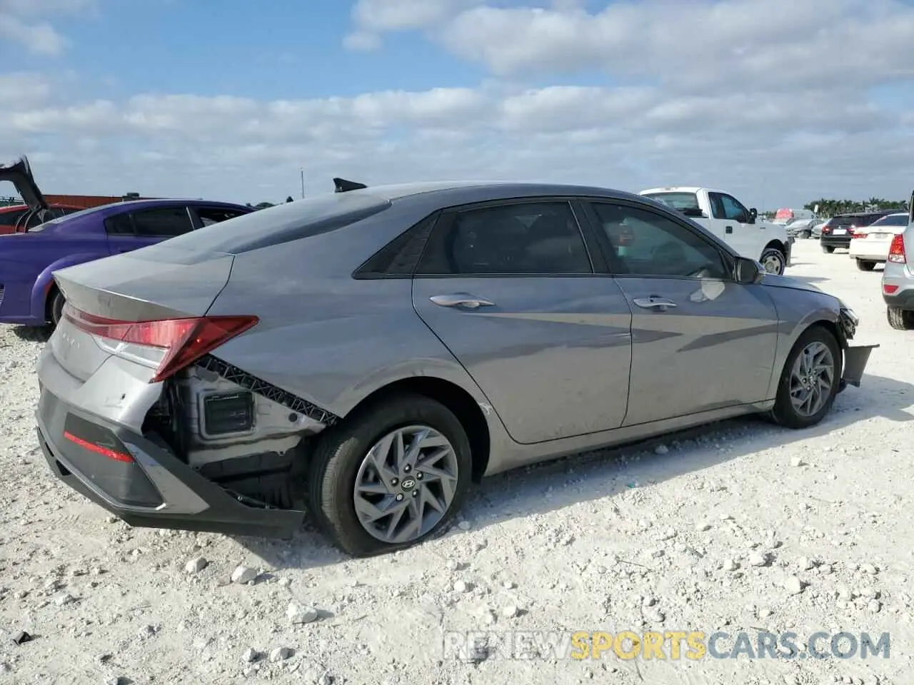3 Photograph of a damaged car KMHLM4DG9RU832826 HYUNDAI ELANTRA 2024