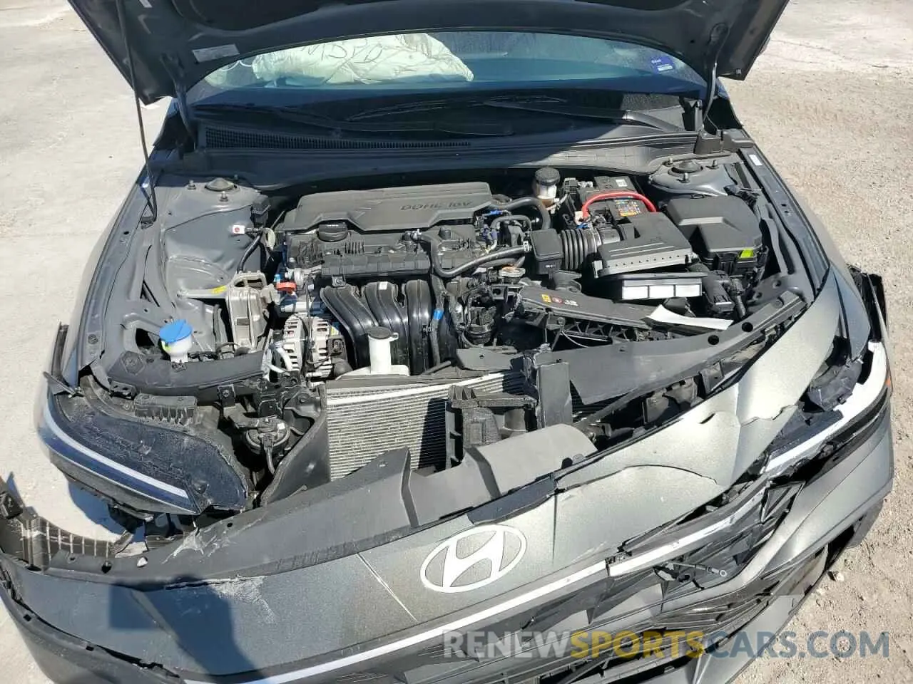 13 Photograph of a damaged car KMHLM4DGXRU636006 HYUNDAI ELANTRA 2024