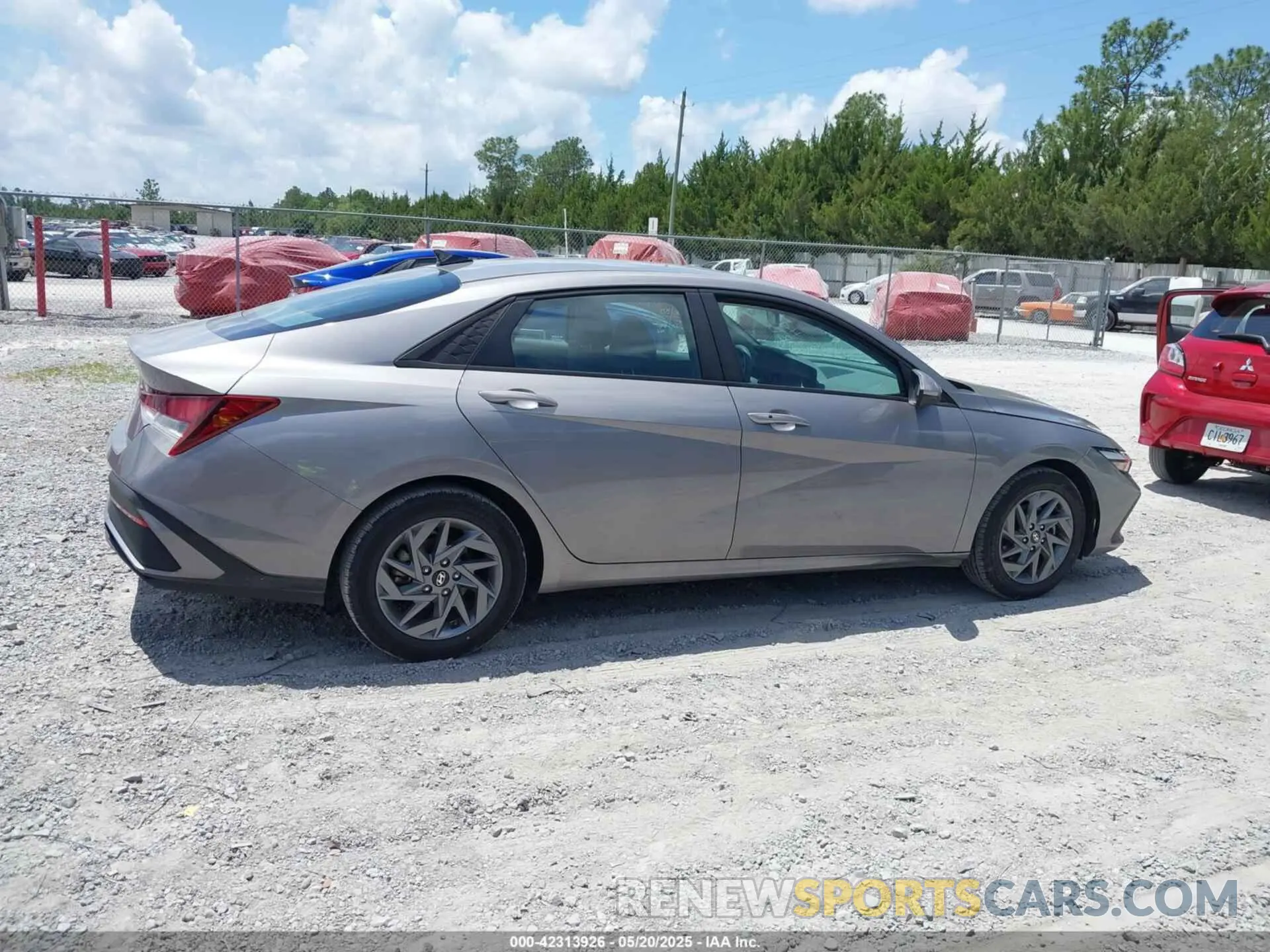 13 Photograph of a damaged car KMHLM4DGXRU640153 HYUNDAI ELANTRA 2024