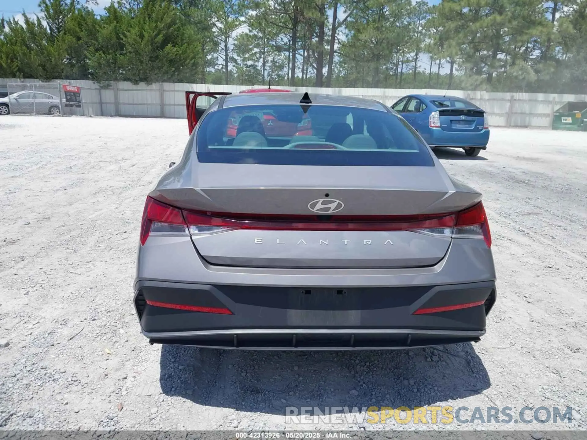 16 Photograph of a damaged car KMHLM4DGXRU640153 HYUNDAI ELANTRA 2024