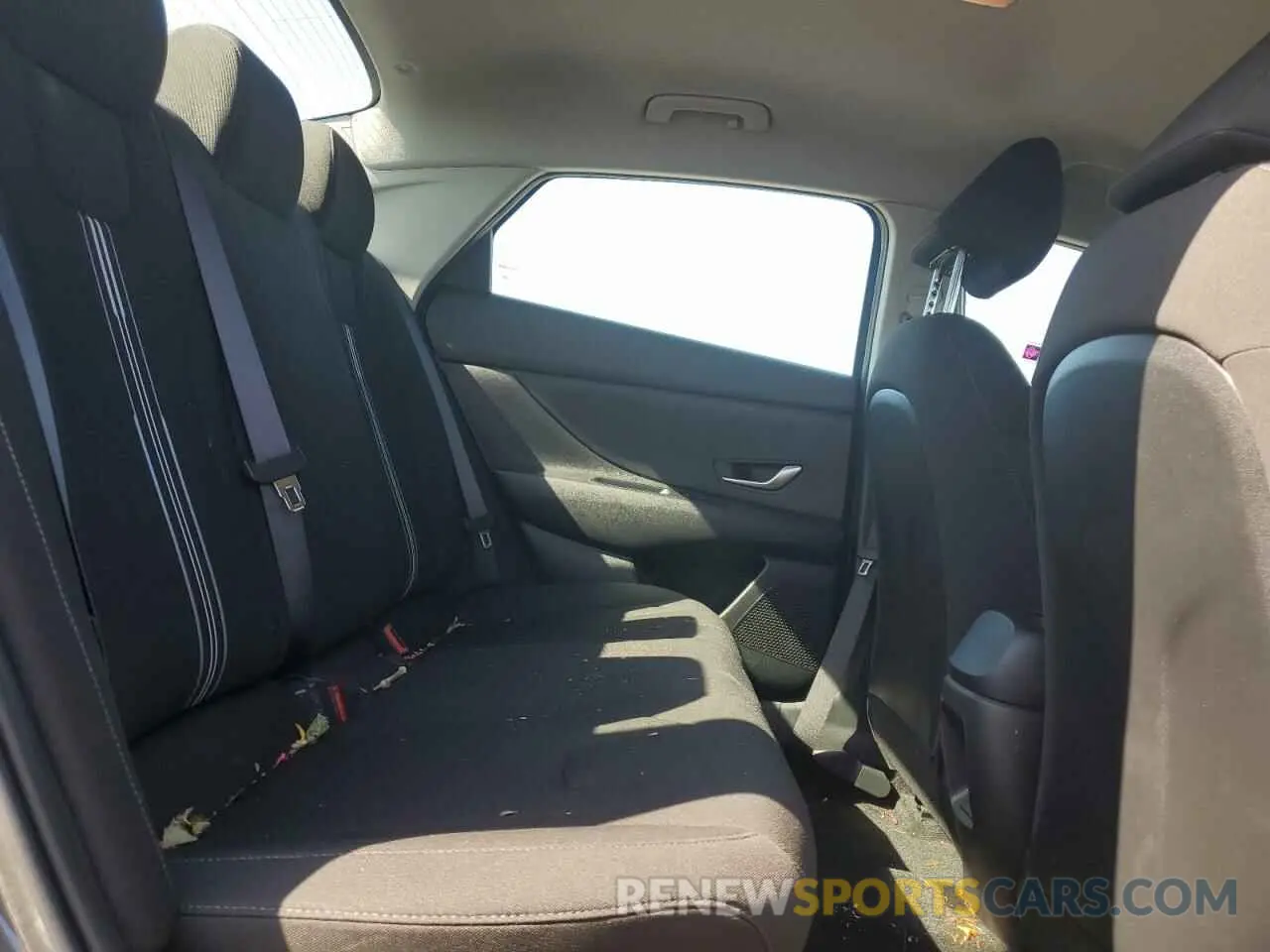 10 Photograph of a damaged car KMHLM4DGXRU644395 HYUNDAI ELANTRA 2024