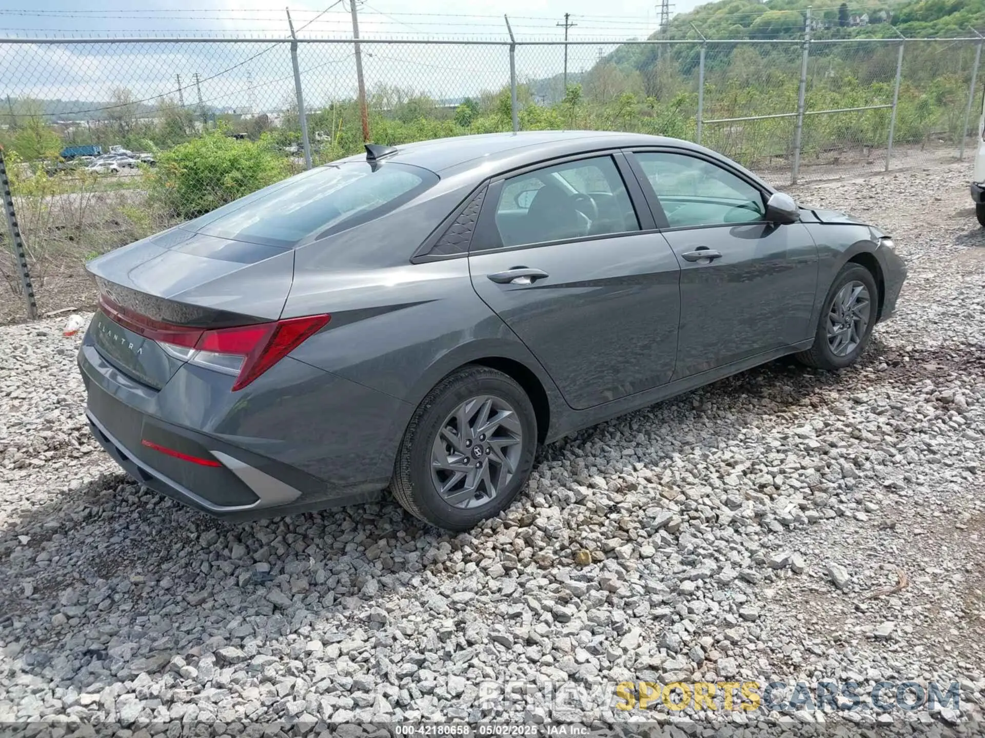 4 Photograph of a damaged car KMHLM4DGXRU658961 HYUNDAI ELANTRA 2024