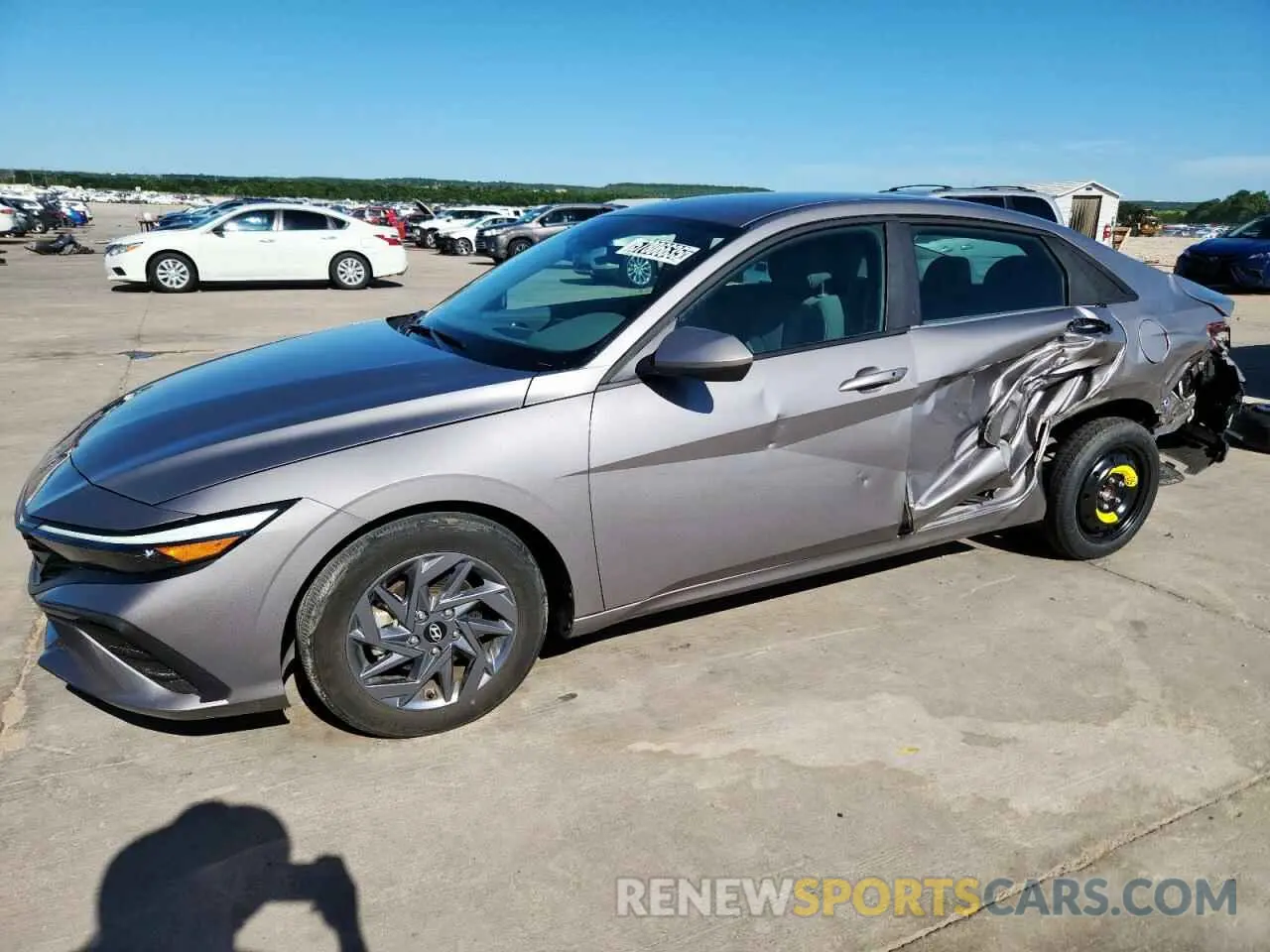 1 Photograph of a damaged car KMHLM4DGXRU691605 HYUNDAI ELANTRA 2024